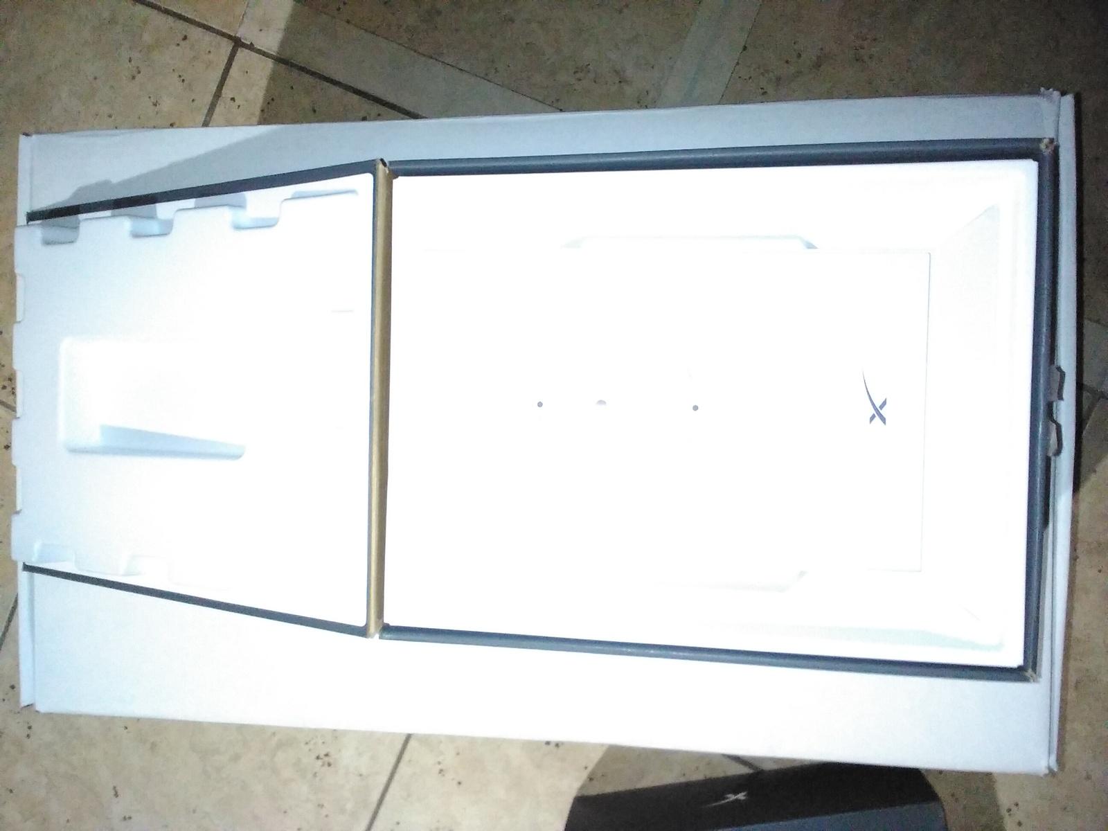 Starlink Satellite Dish & Router