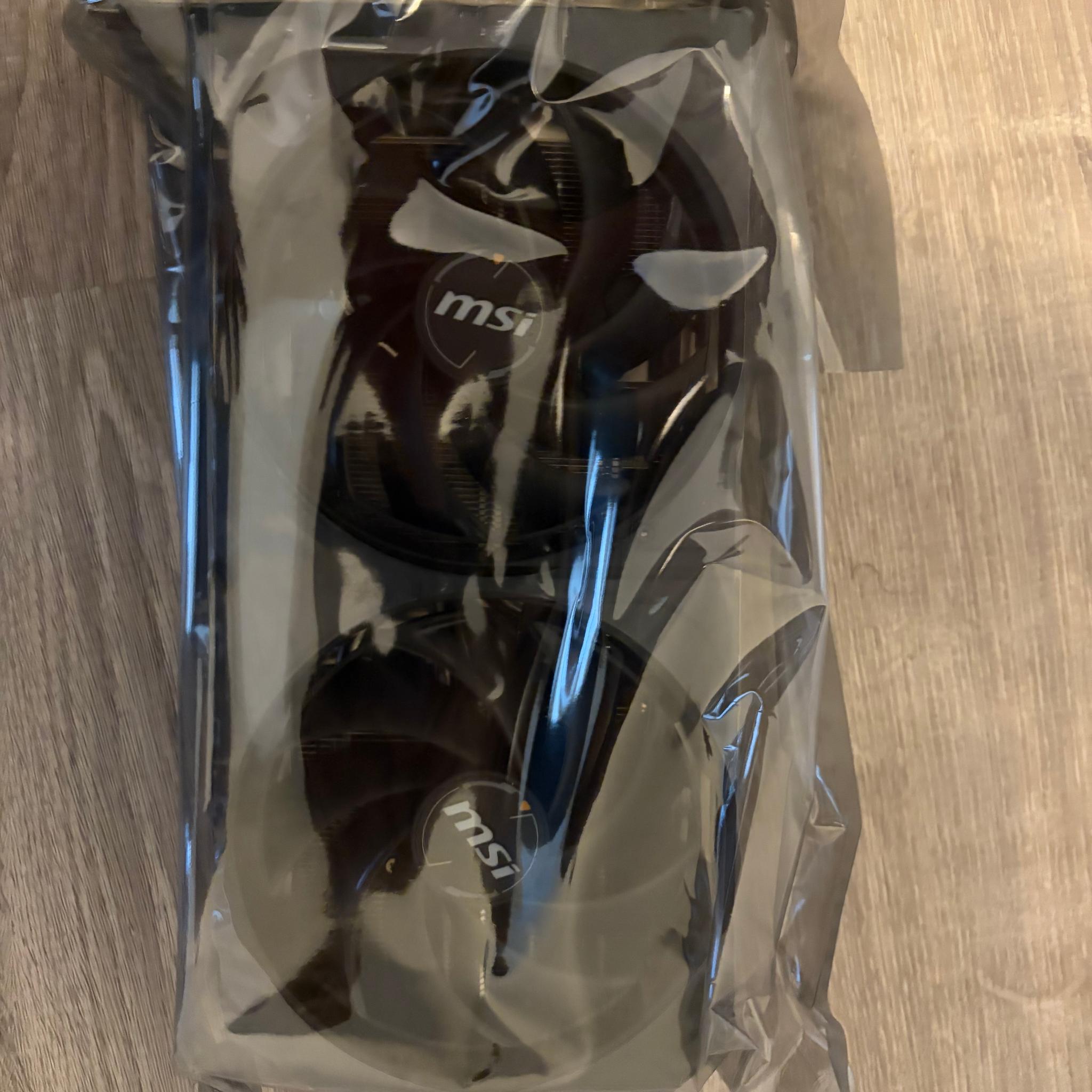 MSI GeForce RTX 5070 12G SHADOW 2X OC