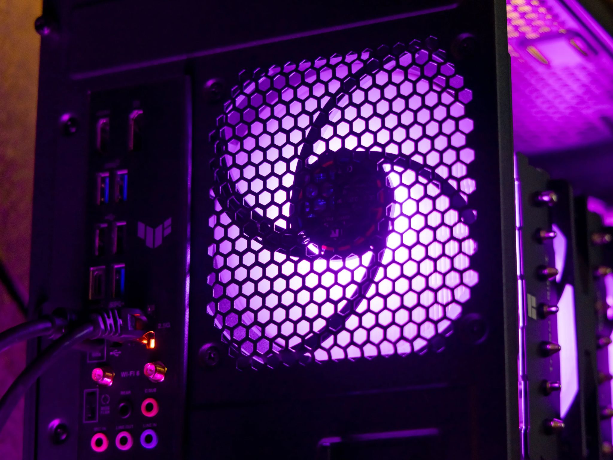 ☁ Arcus ☁ AMD RX 7800 XT / Ryzen 5 9600X / 1TB NVME / 32GB DDR5 Ram / Air Cooler / Windows 11 Pro