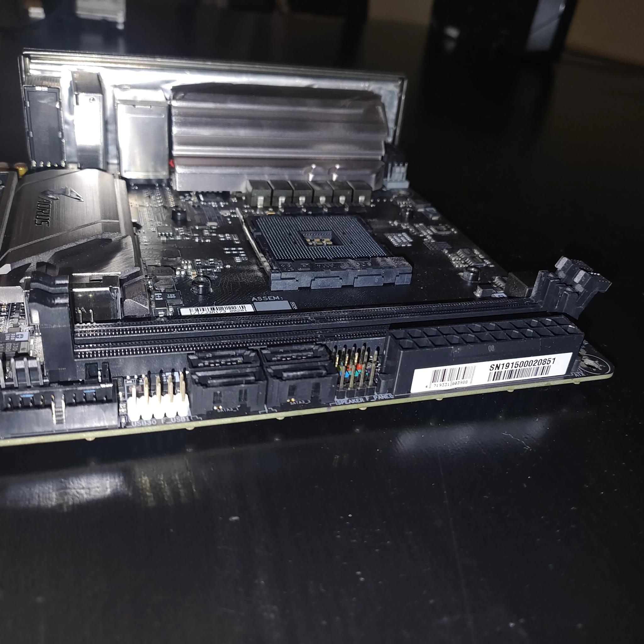 Refurbished: GIGABYTE B450 I AORUS PRO WIFI AM4 AMD B450 SATA HDMI Mini ITX AMD Motherboard