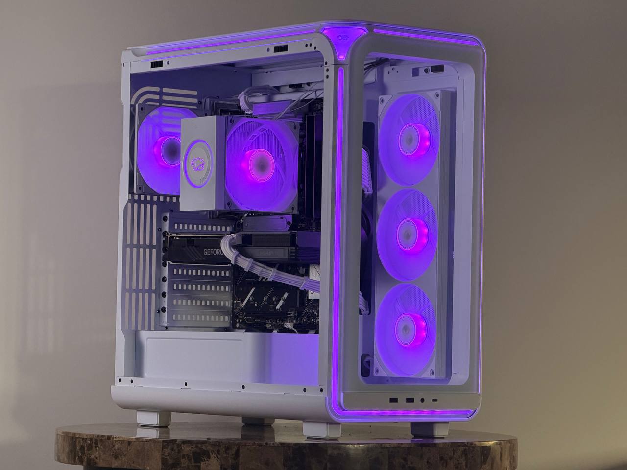 FREE SHIP ❄️🖤🤍 "POLAR NIGHT" | RTX 4060 | Ryzen 5 8400F | 500 GB NVME SSD | 16 GB DDR5 RAM🤍🖤❄️