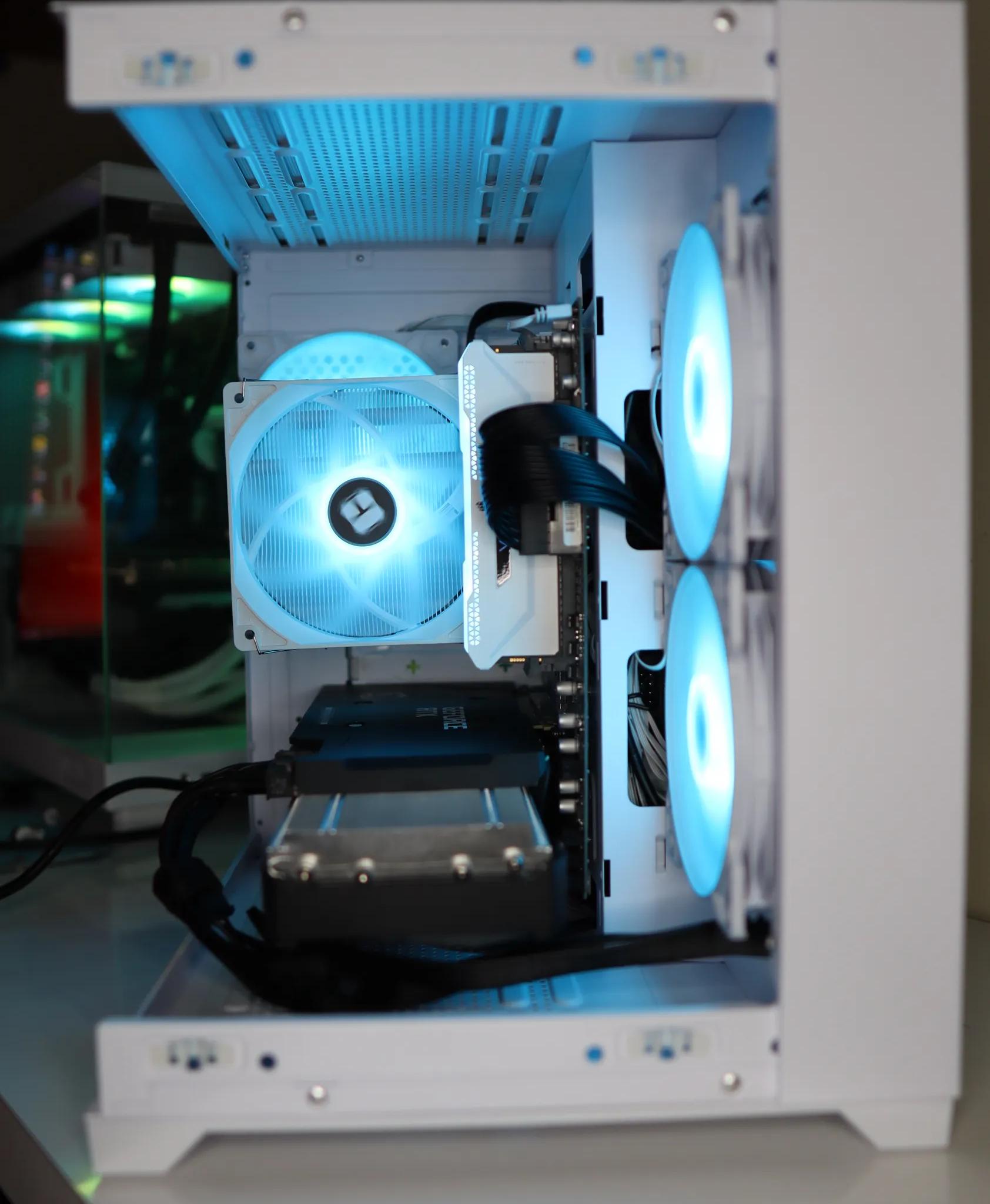 1080p/1440p Gaming PC | RTX 3070 | RYZEN 7 3700X | 32GB RAM | WIFI |
