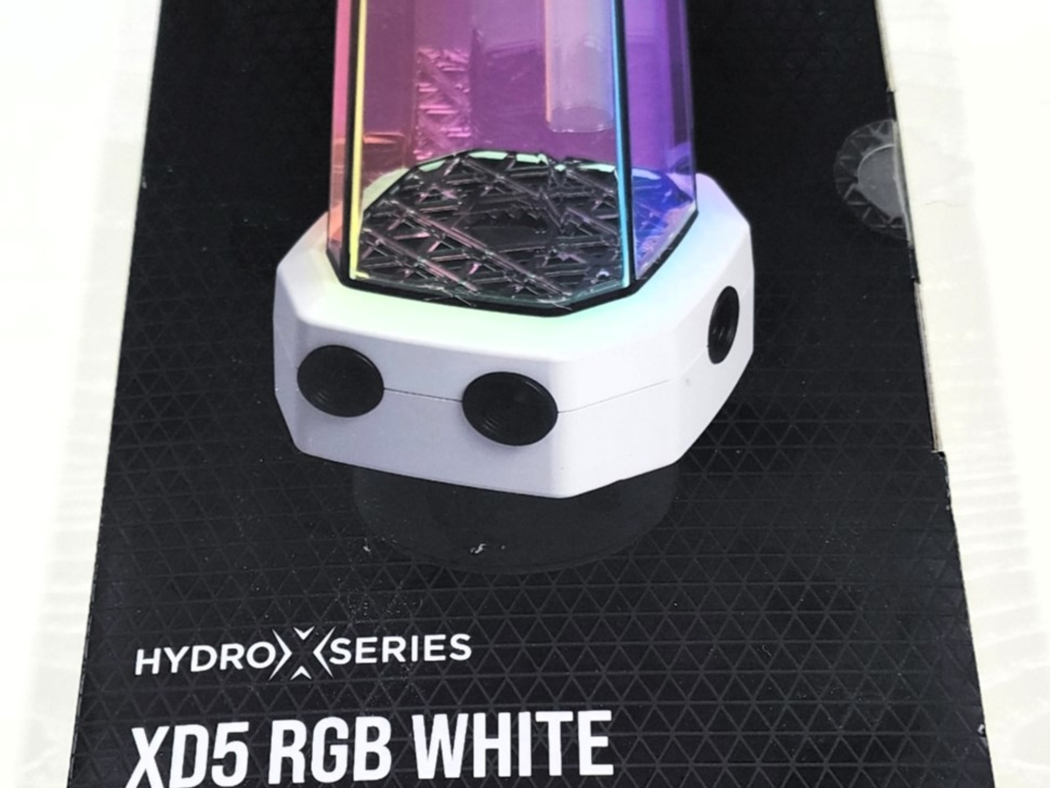 ALL NEW White Corsair Radiators and Pump/Reservoir Combo