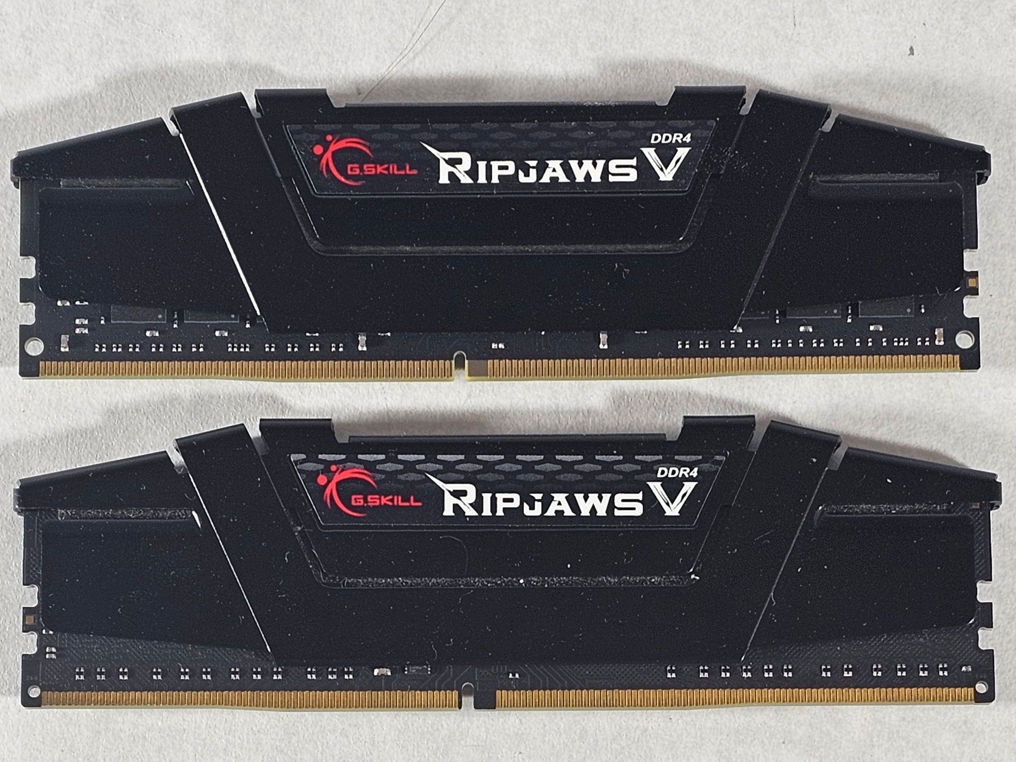 32GB DDR4 (2x16GB) CL16 3200MT/s G.Skill Ripjaws V Series