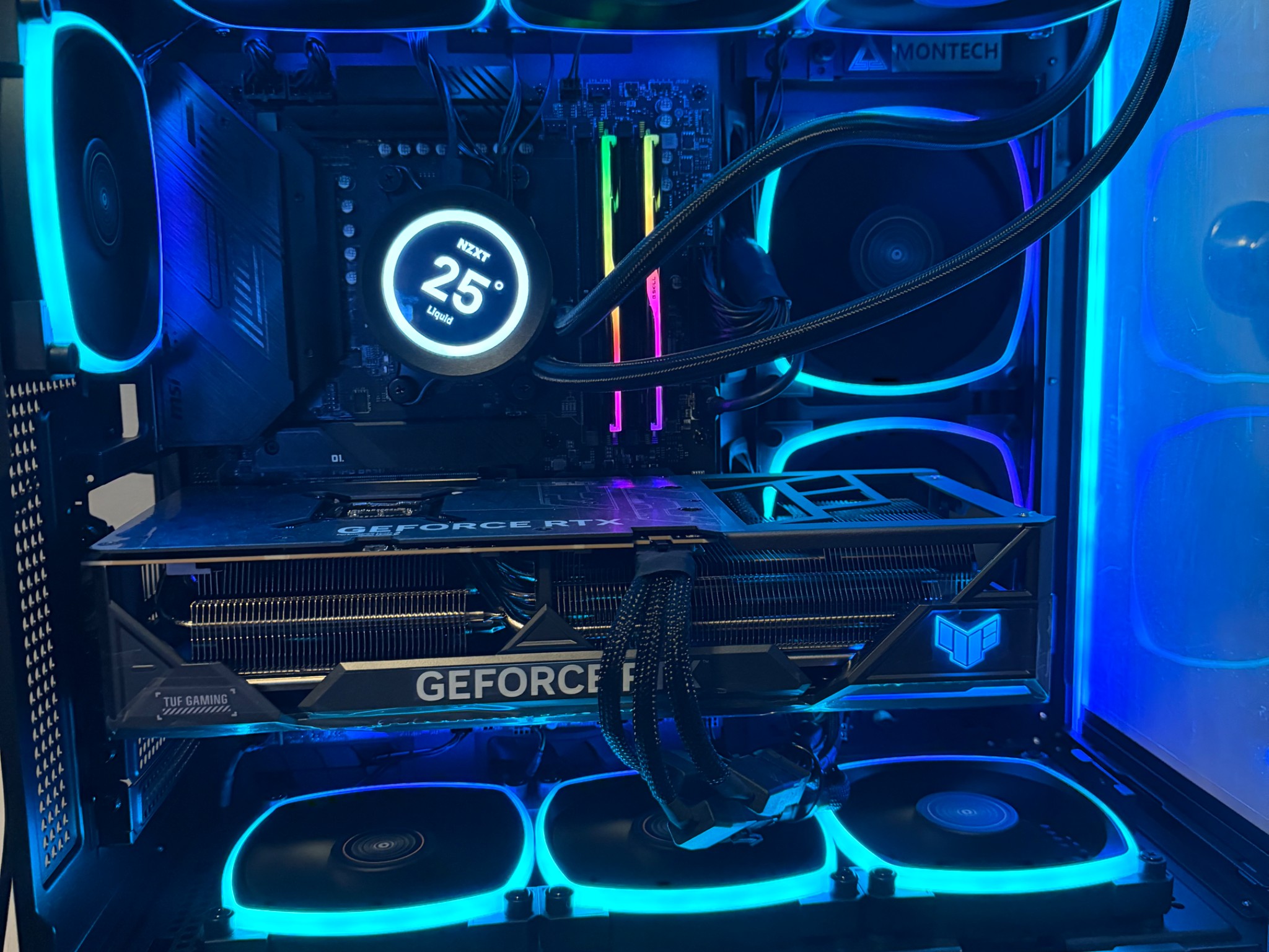 PC Ryzen 7 7800x3d/ Rtx 4080 super