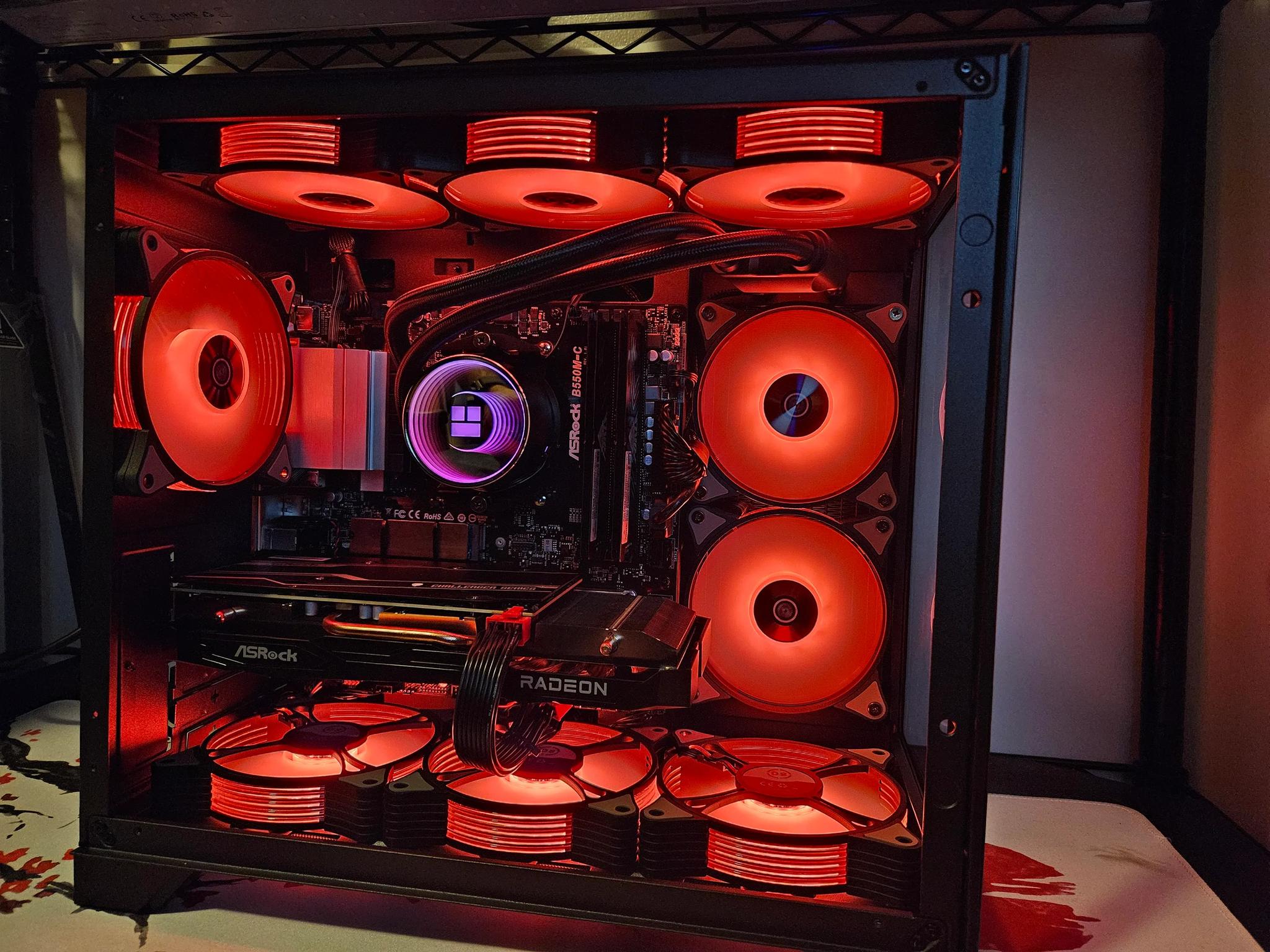 Dark Side Rig Ryzen 5 5600 X3D / 32GB / 2TB SSD / RX 6650 XT