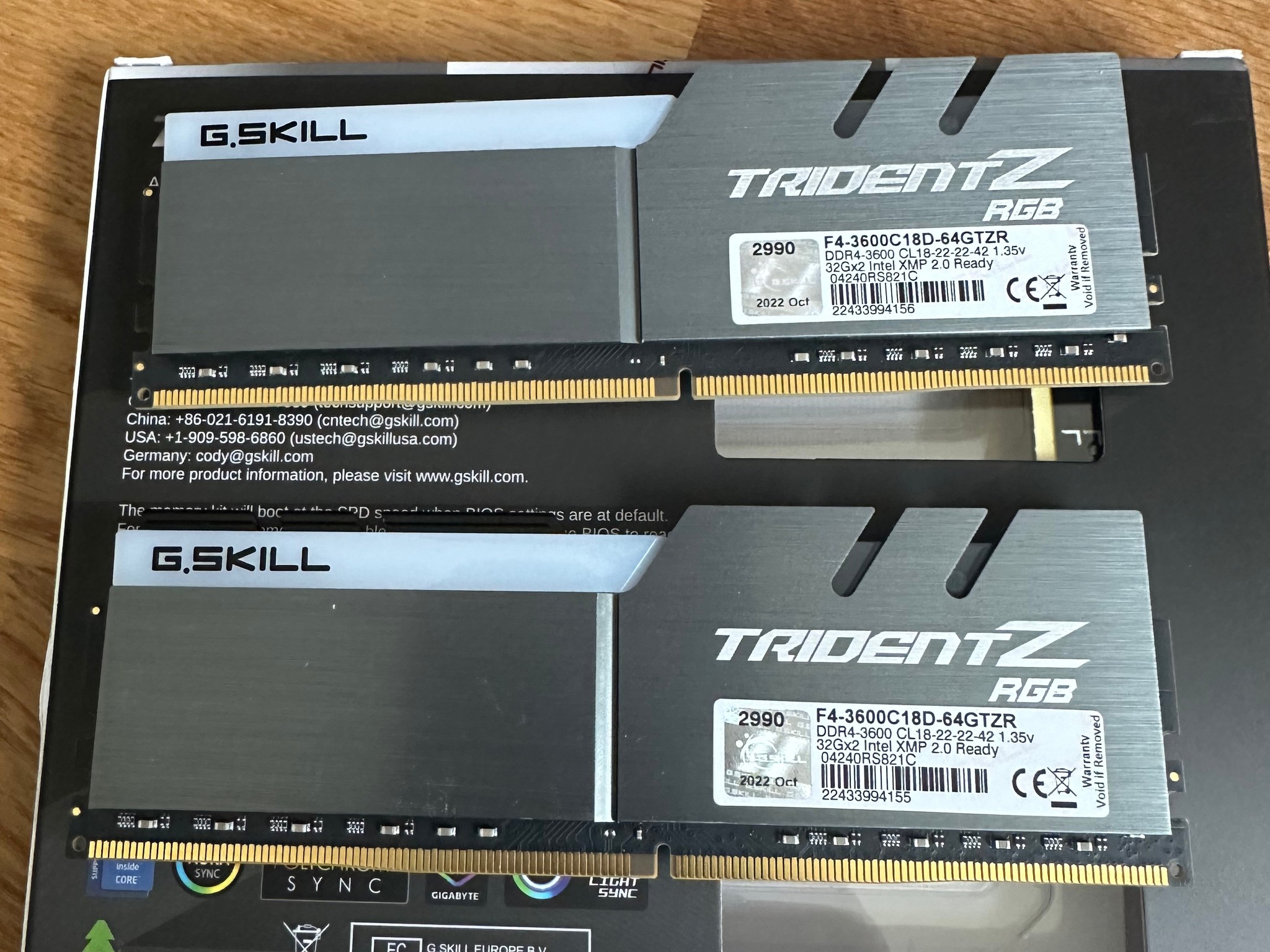 G.SKILL Trident Z RGB DDR4 (XMP) 64GB (2x32GB) 3600MT/s CL18-22-22-42 Intel AMD (F4-3600C18D-64GTZR)