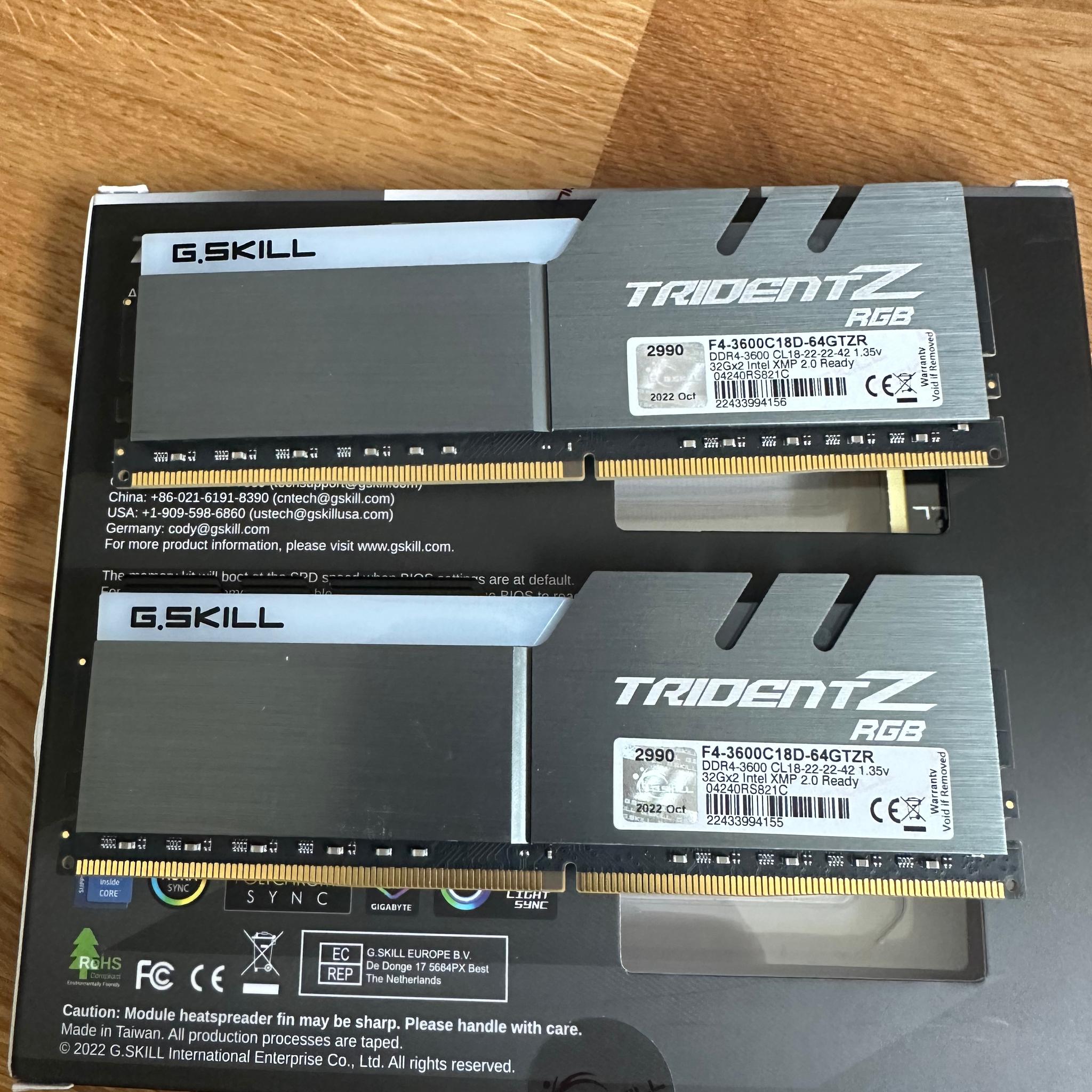 G.SKILL Trident Z RGB DDR4 (XMP) 64GB (2x32GB) 3600MT/s CL18-22-22-42 Intel AMD (F4-3600C18D-64GTZR)