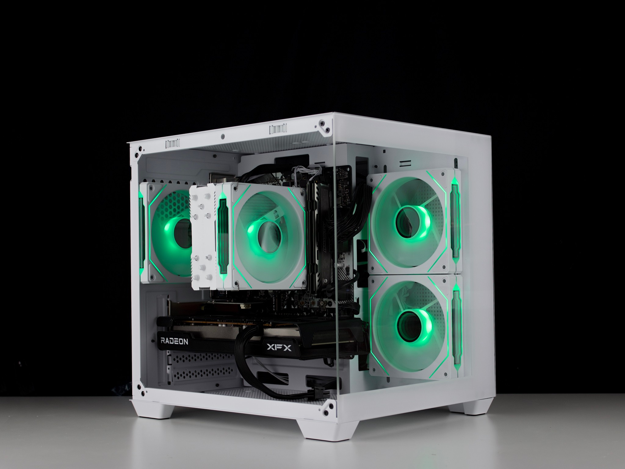 🧊❄️🧊 White Gaming PC – RX 6600, Ryzen 5 3600, 16GB RAM, 512GB SSD - WiFi, BlueTooth