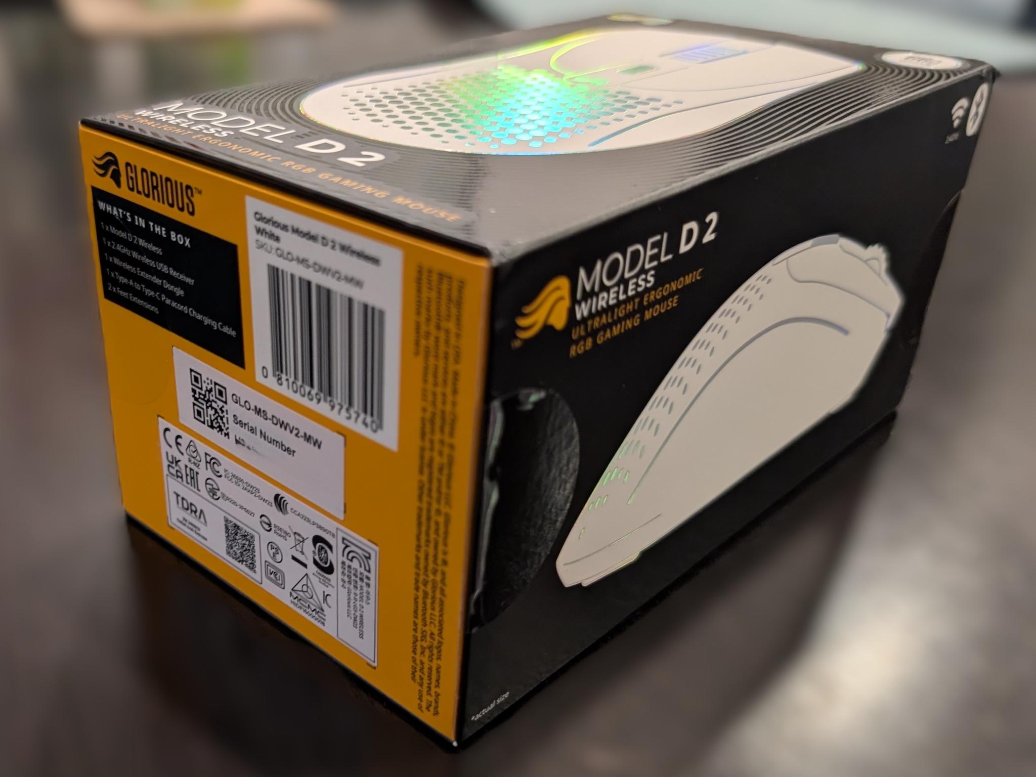 Glorious Gaming - D 2 Wireless Ergonomic Mouse, Superlight 66g (White)
