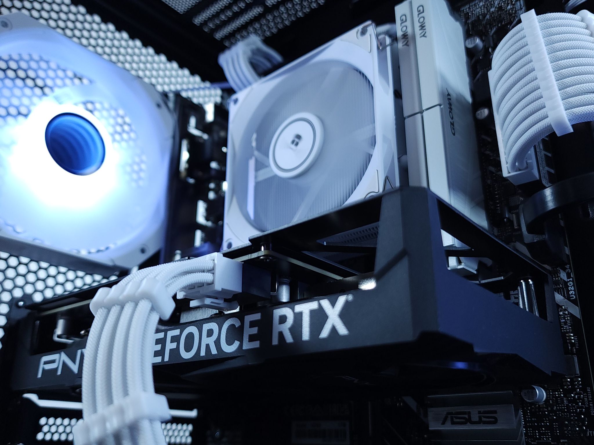 🤍RTX 4060●Core i5 12400F●1TB NVMe●32GB 3200MHz DDR4●1080p Gaming Computer