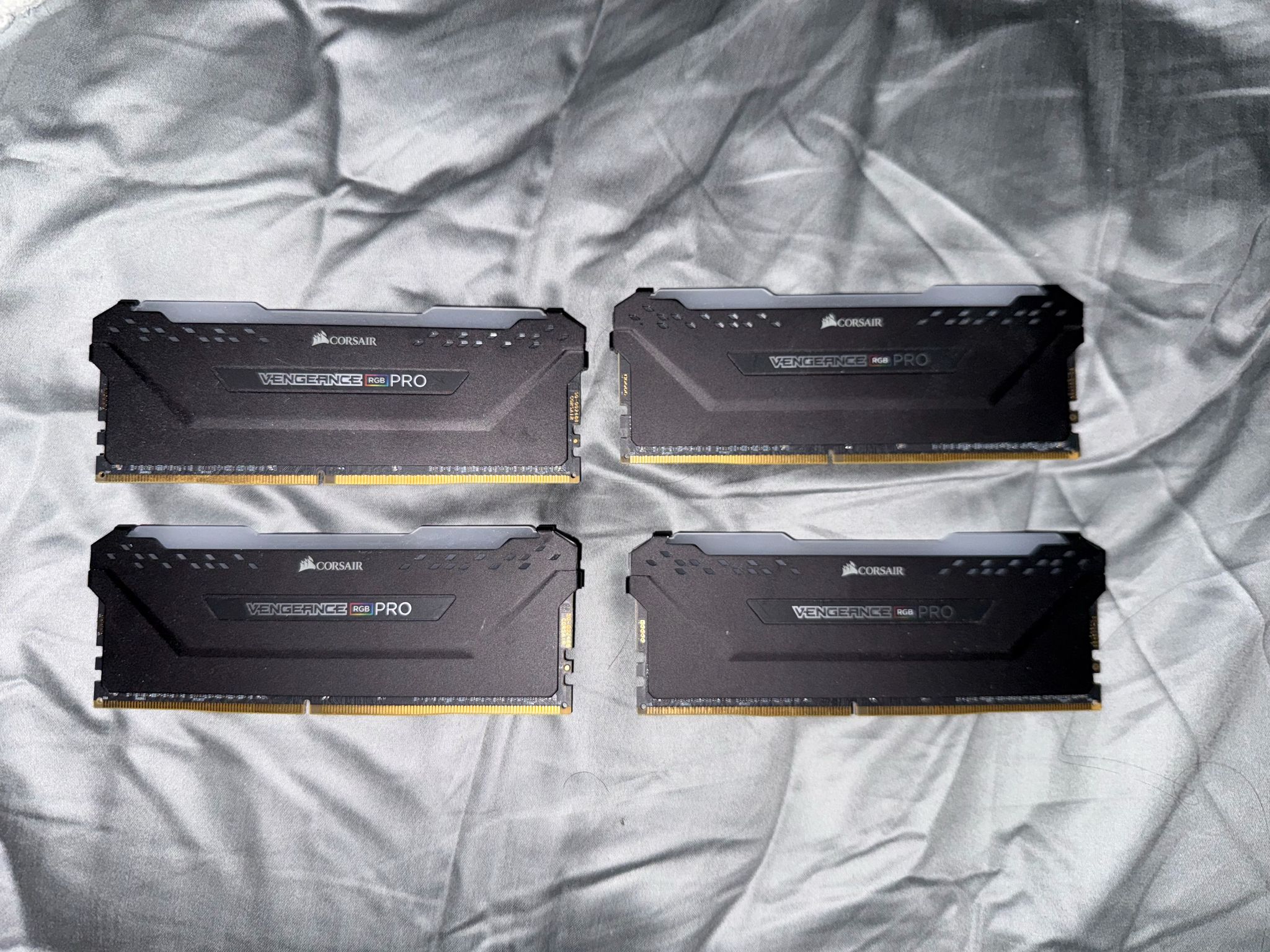 Corsair Vengeance RGB Pro 64GB (4x16GB) DDR4 3600