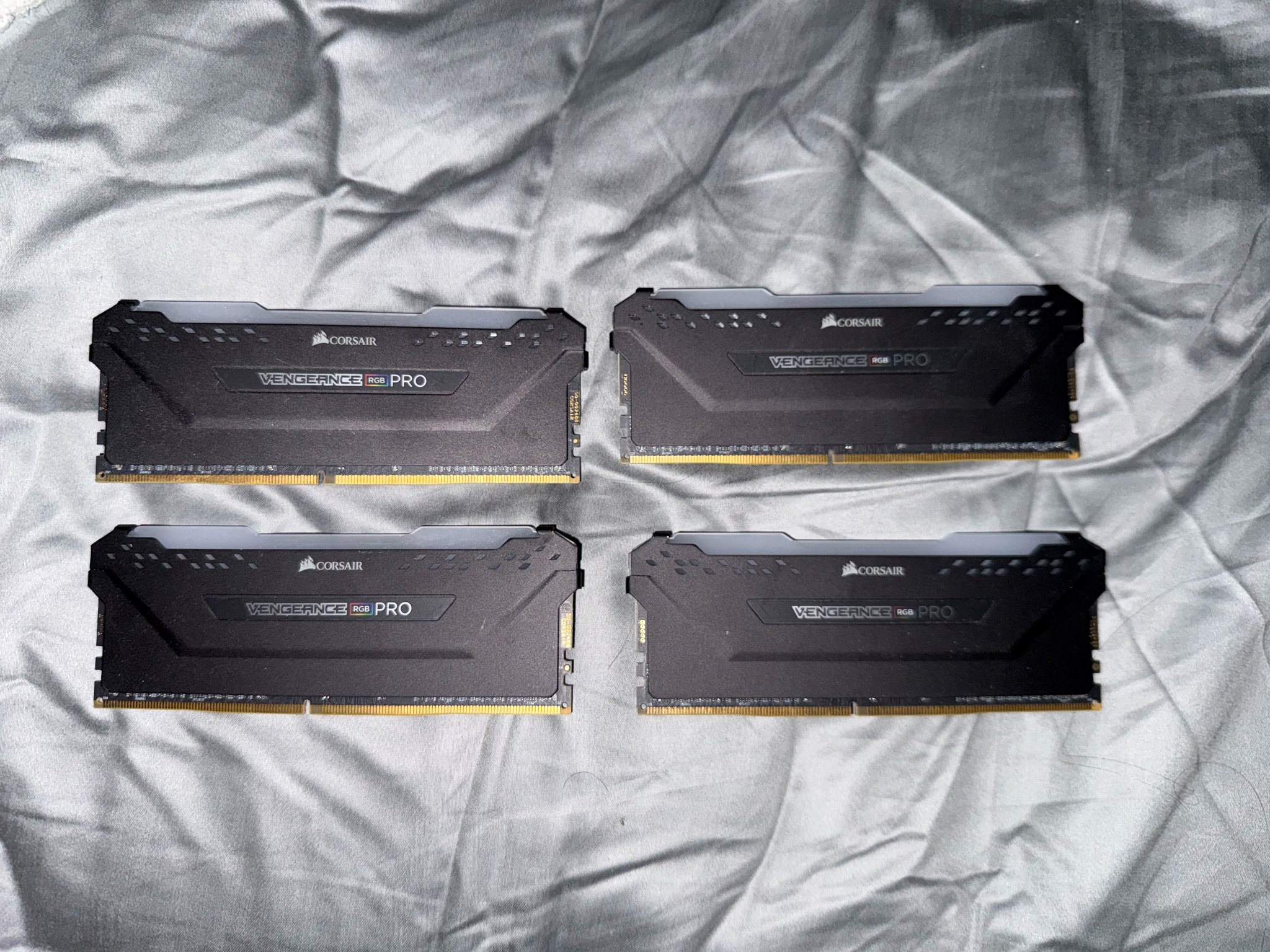Corsair Vengeance RGB Pro 64GB (4x16GB) DDR4 3600