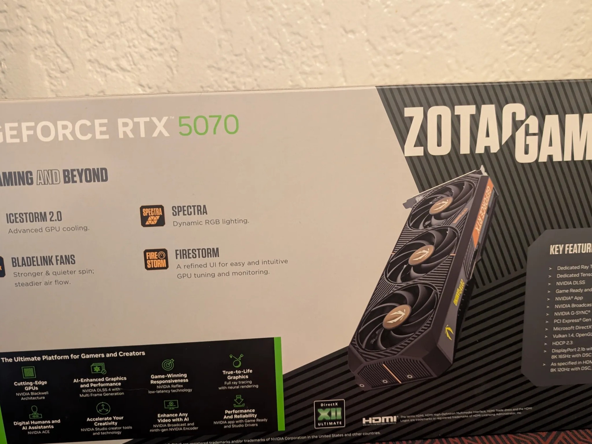 ZOTAC GAMING GeForce RTX 5070 SOLID OC