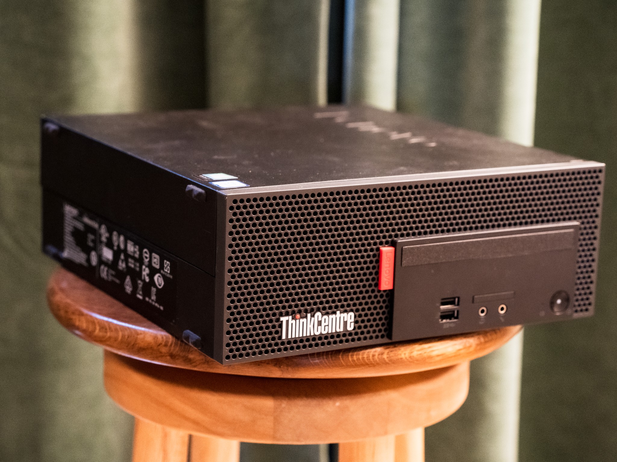 Refurbished Lenovo Gaming PC – RX 550 4GB | SSD | WiFi | Bazzite | Budget SteamDeck