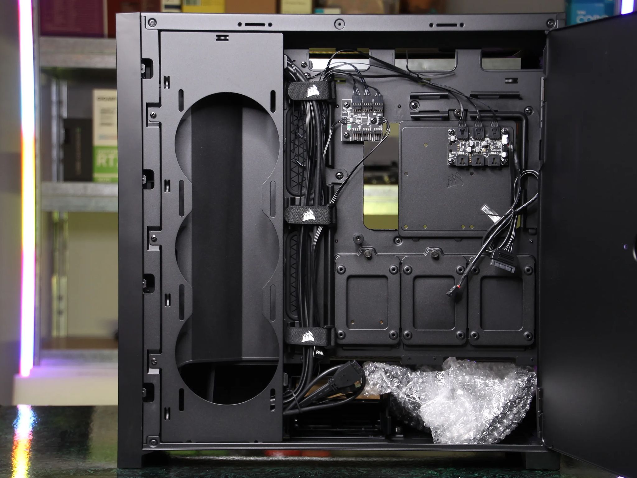 Corsair iCUE 5000X RGB Case + Corsair iCUE H150i RGB ELITE Liquid Cooler Combo