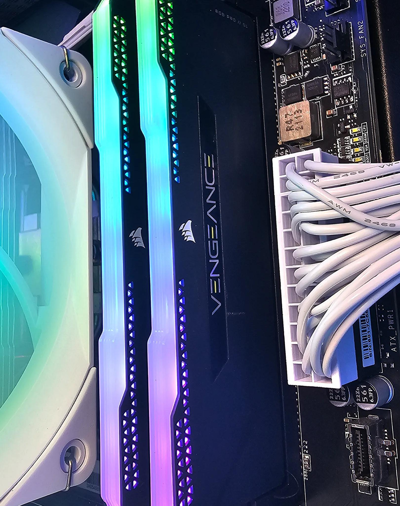 RTX 4060 8GB / Ryzen 5 5500 / 32GB DDR4 / 1TB SSD / Wi-Fi + BT /ɢᴜᴀʀᴅɪᴀɴ