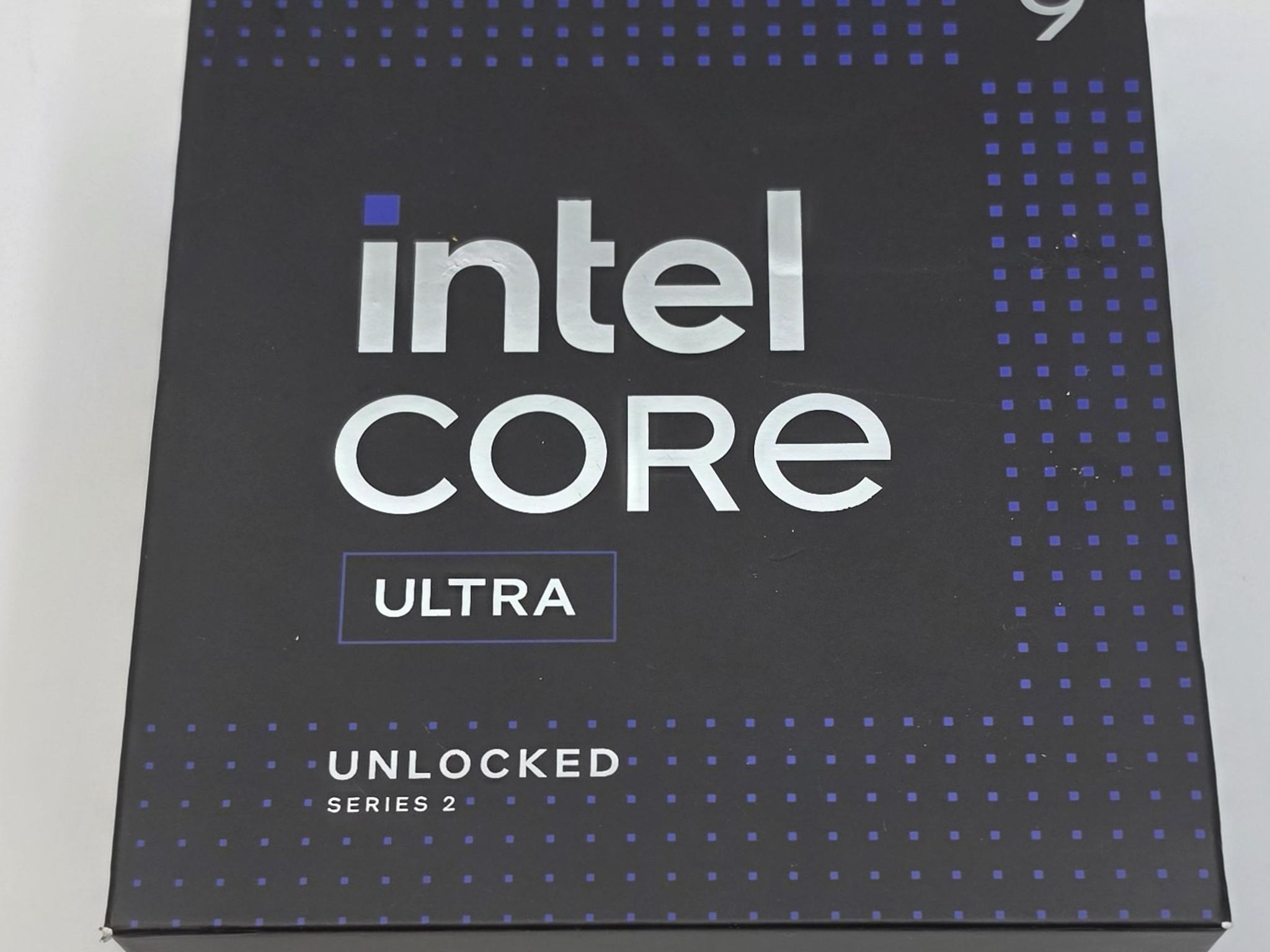 Intel Core Ultra 9 285K with Retail Box. Used once.