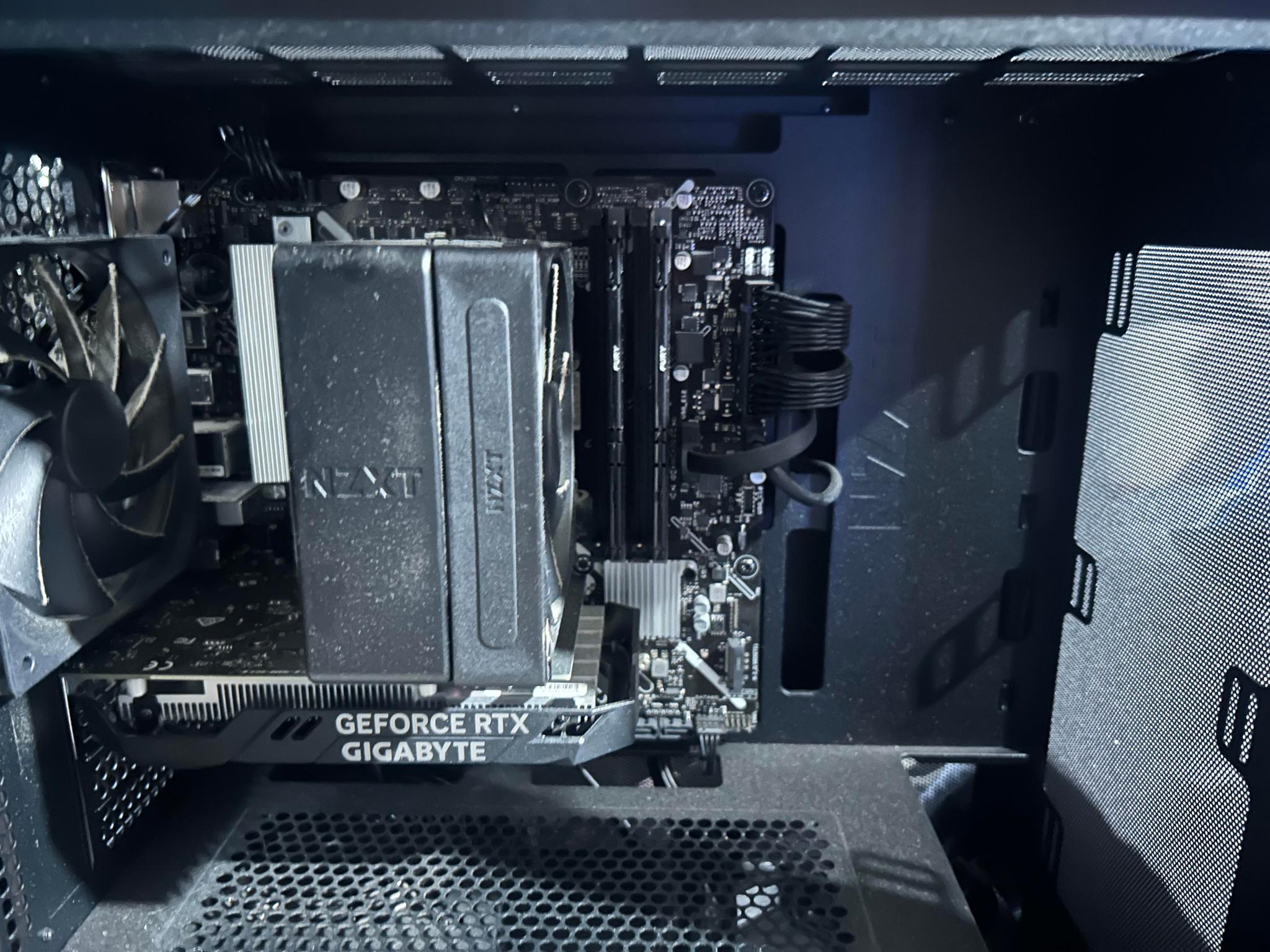 GeForce RTX 3050 8GB Custom Gaming PC - Core i5-14400F, 16GB RAM, 1TB NVMe SSD