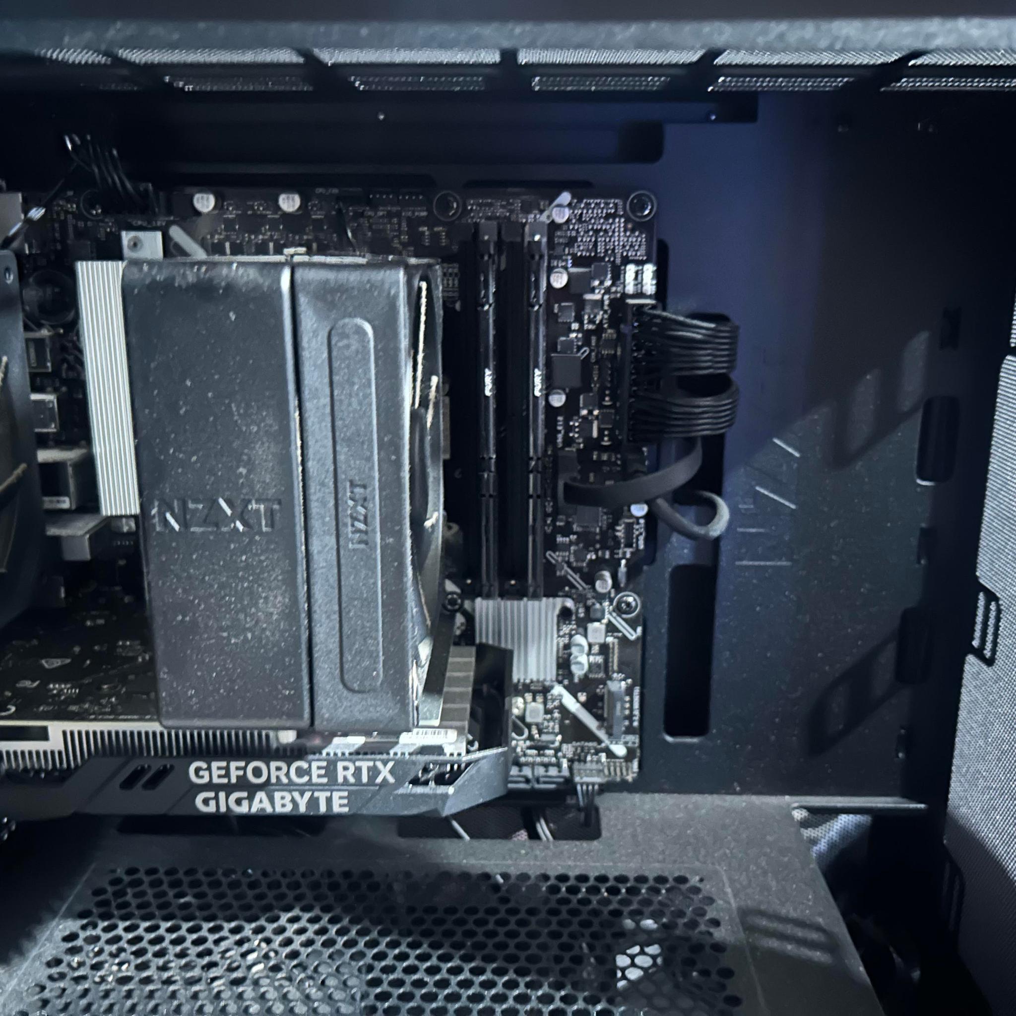 GeForce RTX 3050 8GB Custom Gaming PC - Core i5-14400F, 16GB RAM, 1TB NVMe SSD