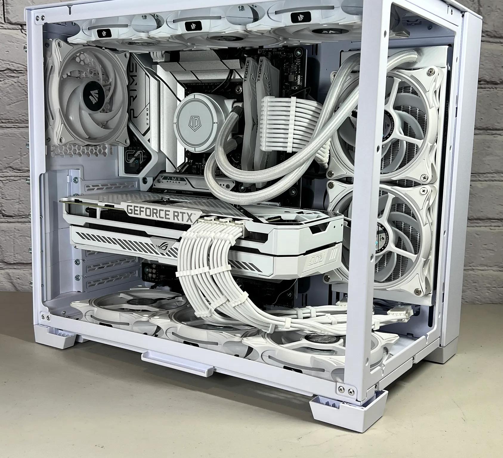 Snow Edition - Intel 13600KF Asus ROG Strix RTX 3080 32GB DDR5 RAM 2TB M.2 Win 11 Pro