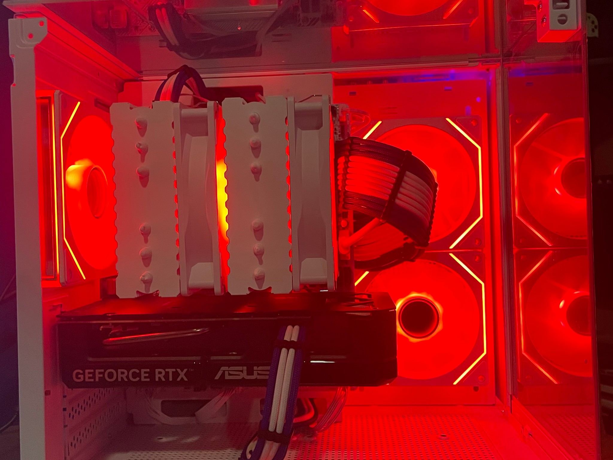 GeForce RTX 5060 Custom Gaming PC - Core i5-12600KF, 1TB SSD