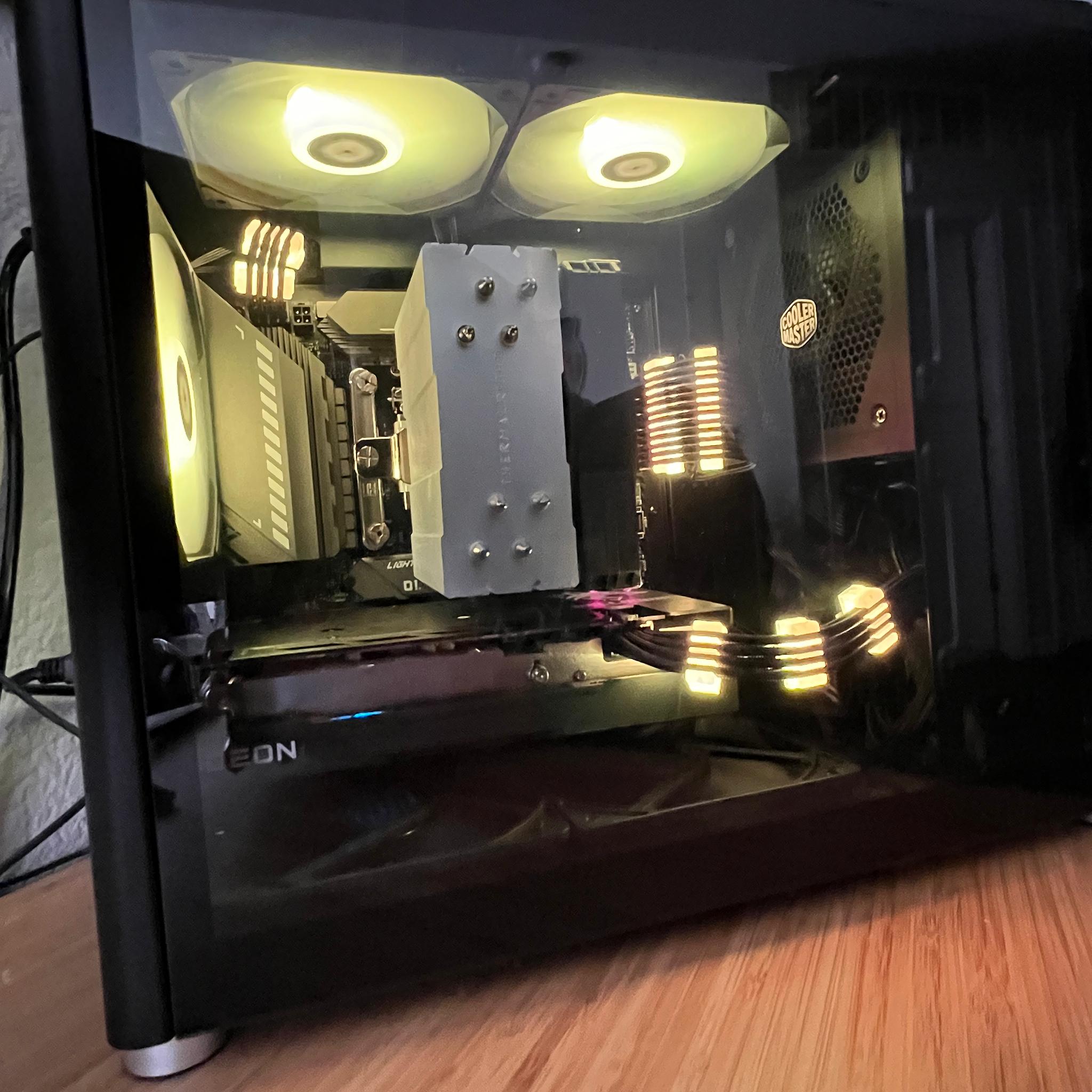 Stealthy Banger v2 - i5 11400F & RX6600 1080P/1440P