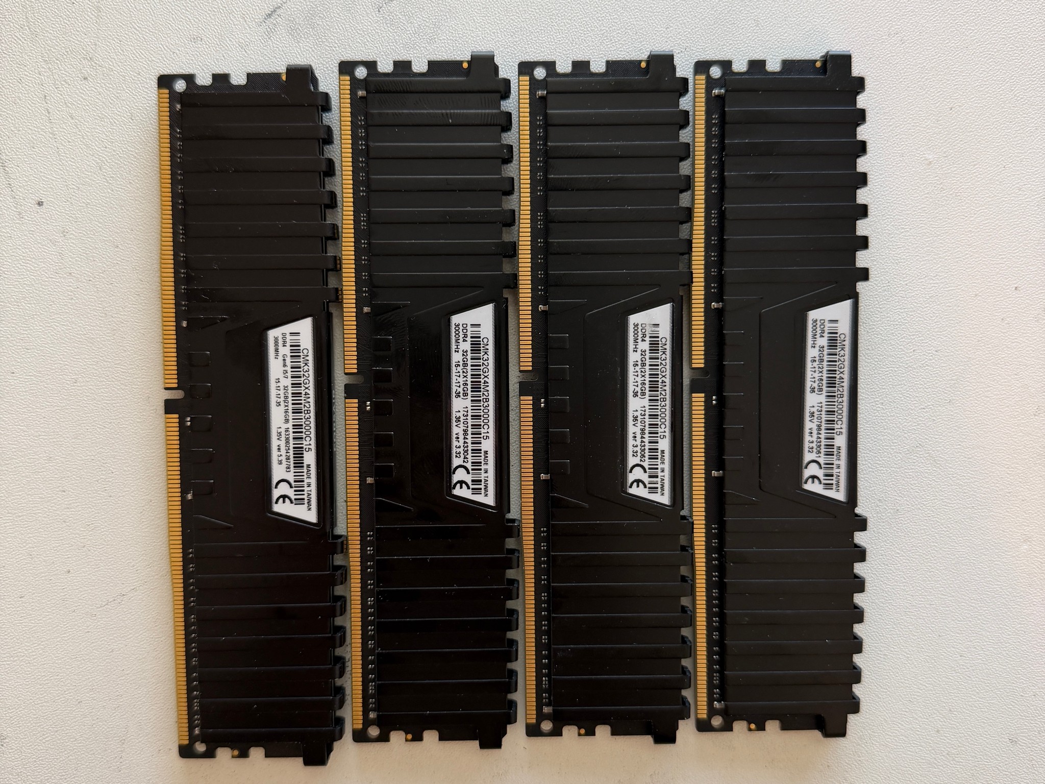 Corsair Vengeance LPX 64GB (4x16GB) DDR4 3000MHz CL15 RAM