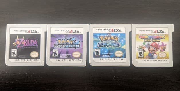 Nintendo 3DS XL, The year of Luigi 30th anniversary, 5 games + Essentials Pack 