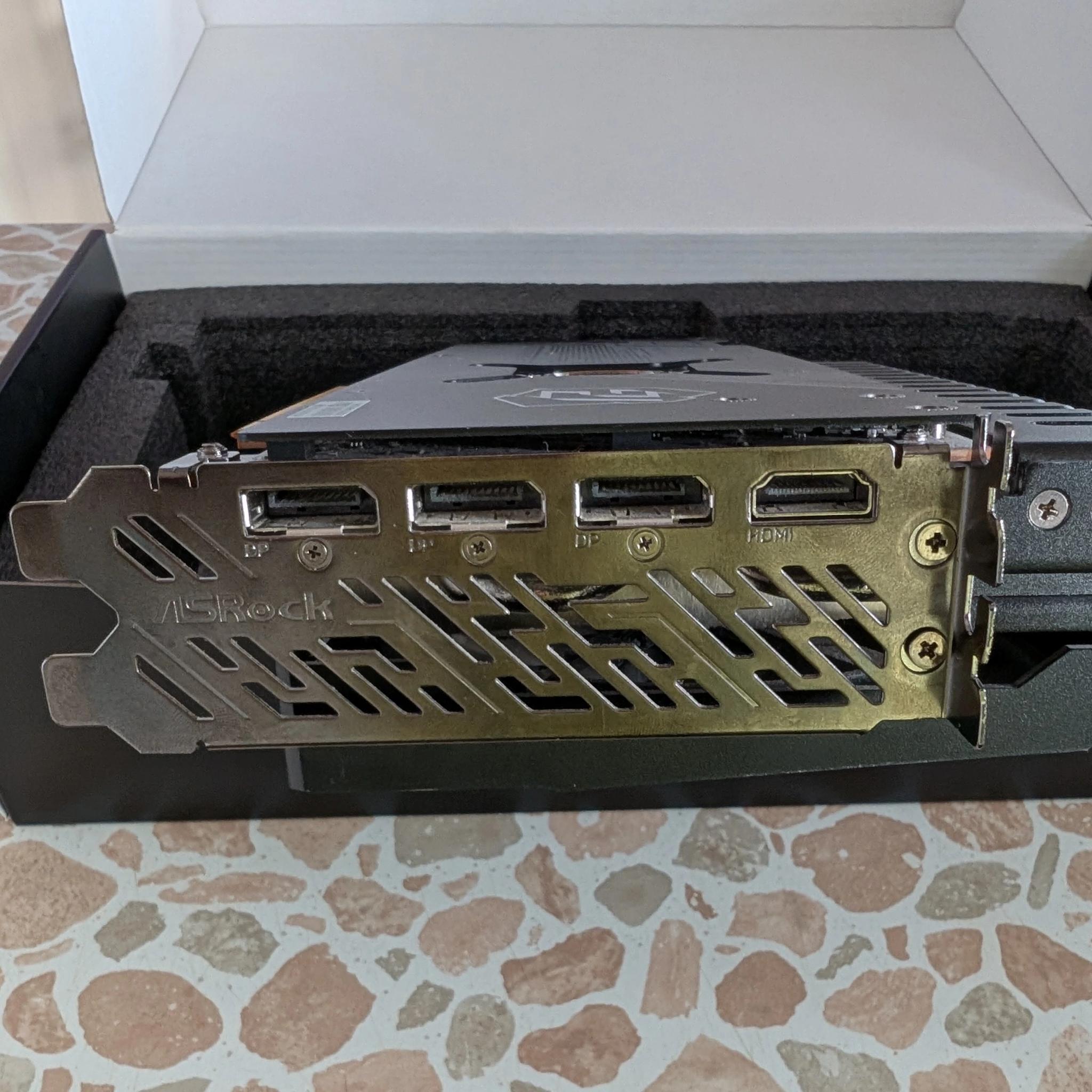 ASRock RX 7800 XT Phantom Gaming 16 GB OC
