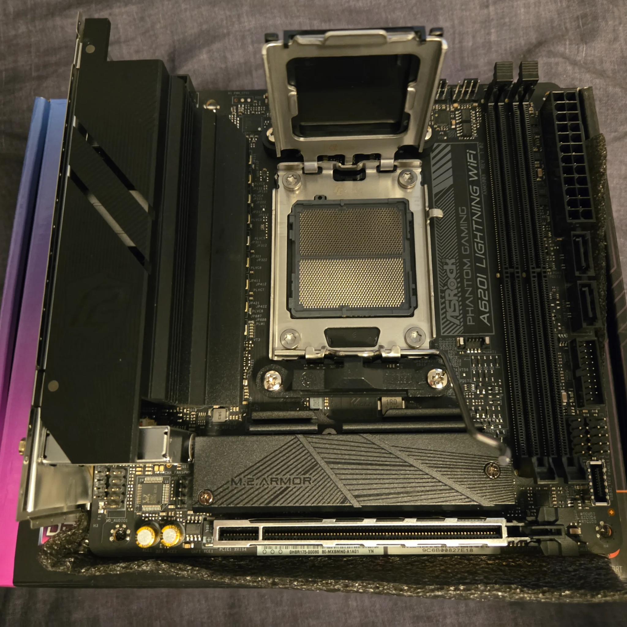AsRock Lightning A620i AM5 Motherboard