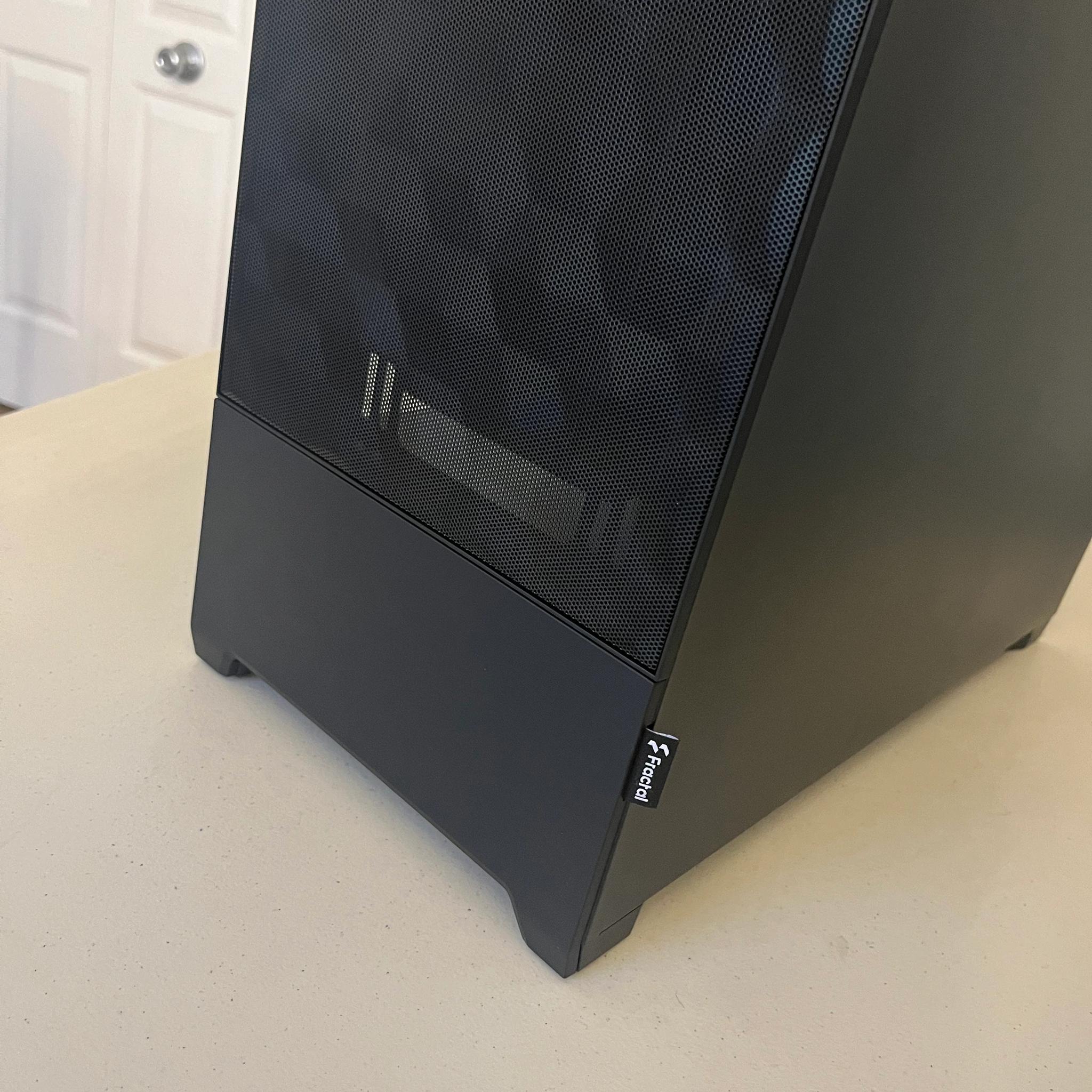 Custom Gaming PC - with free activated Windows 11 Pro