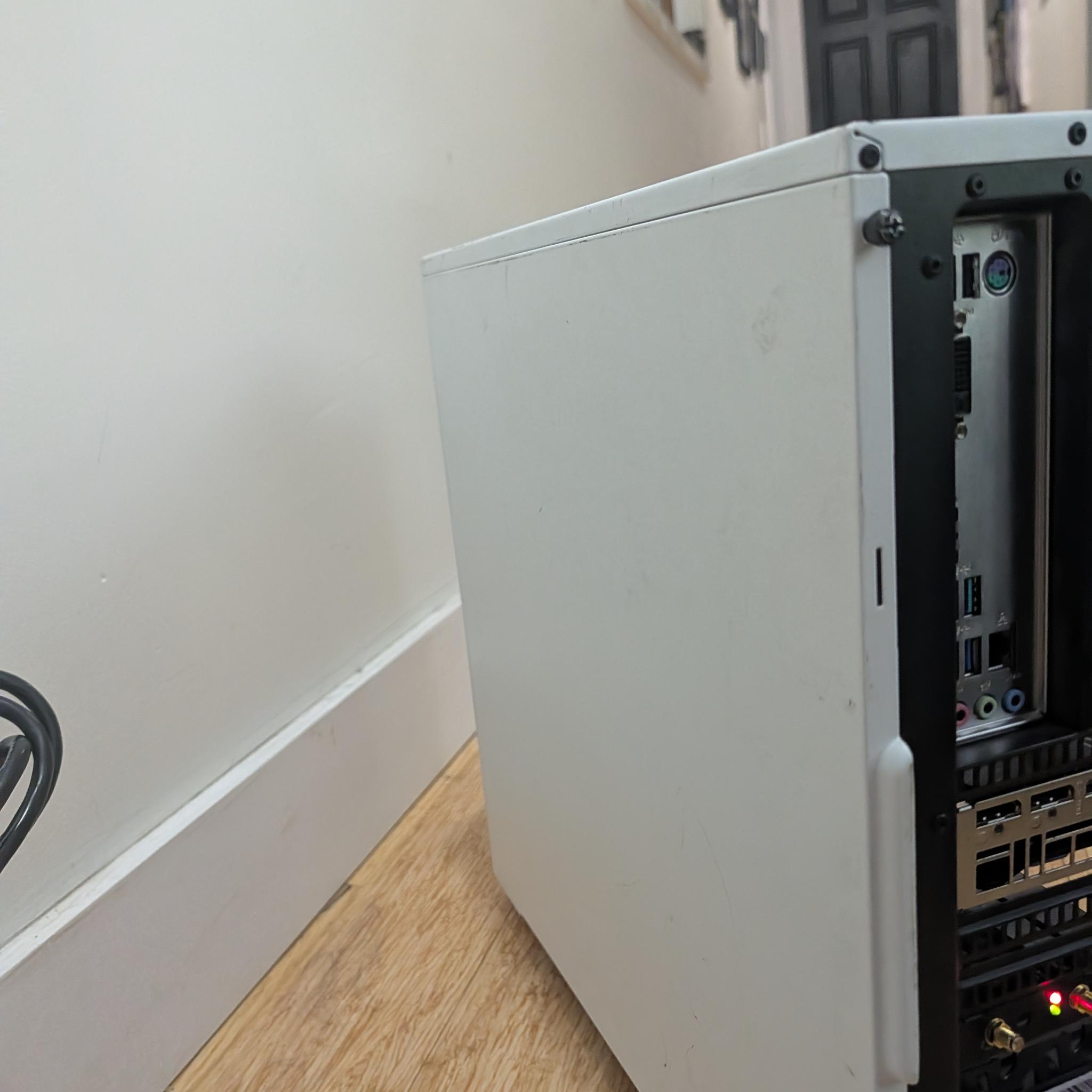 Custom CyberPower Gaming PC | RTX 2060 Super | Ryzen 5 3400G | 12GB | 256GB | X470 | AIO |