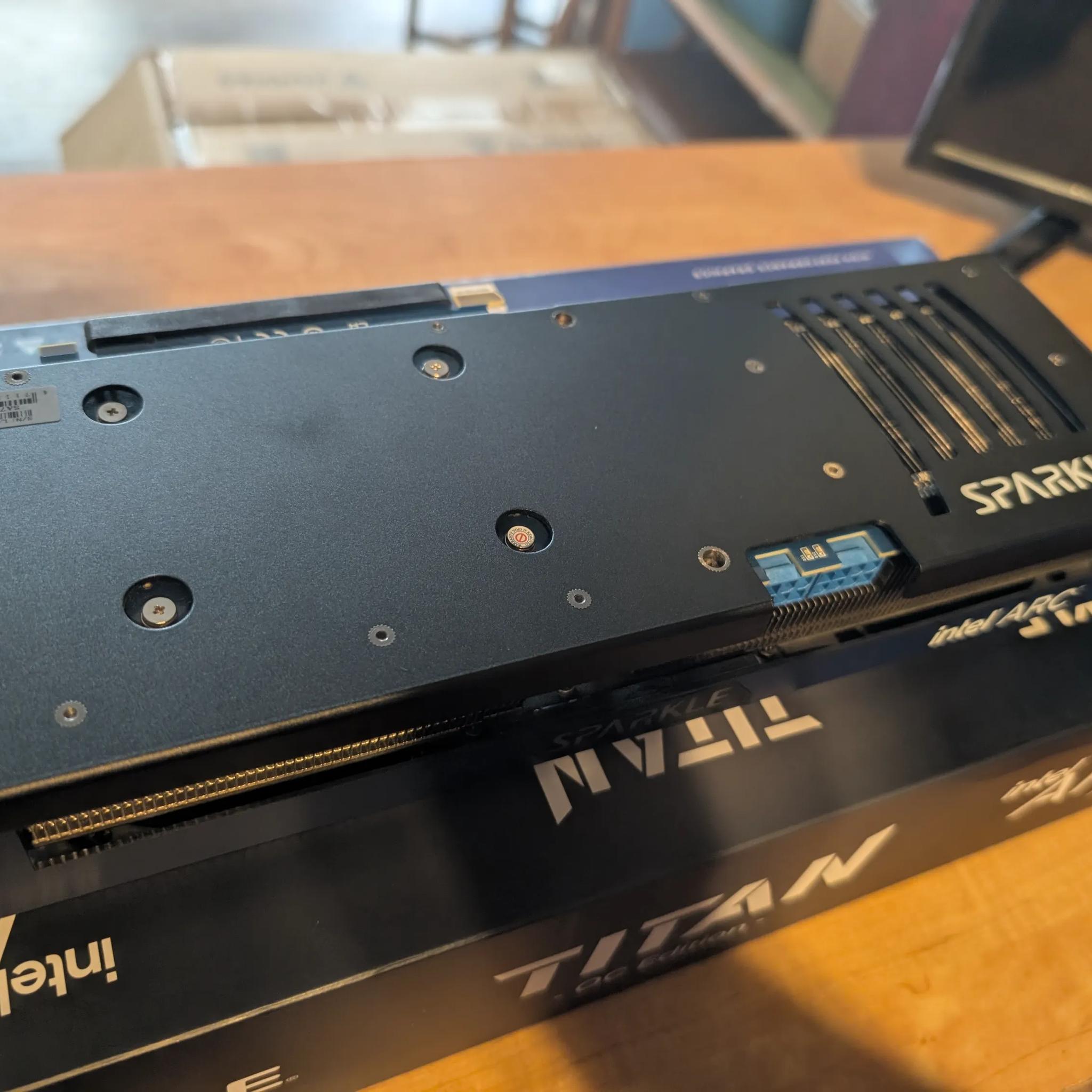 Intel ARC 770 16GB Sparkle Titan OC Edition