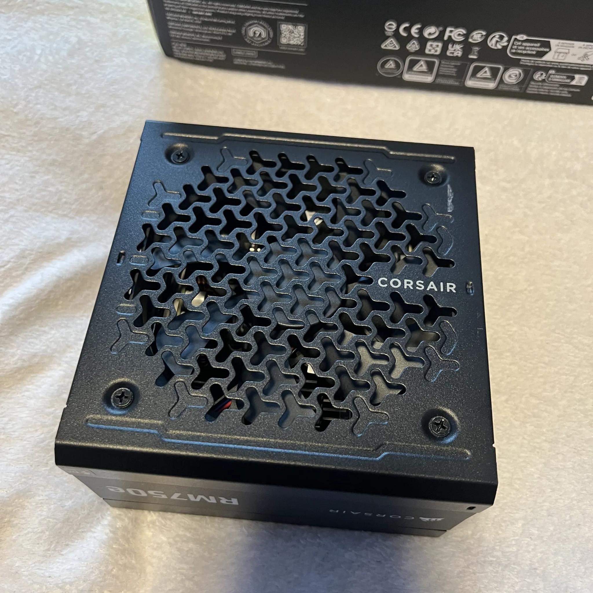 Corsair RM750e (2025) Fully Modular Low-Noise ATX Power Supply