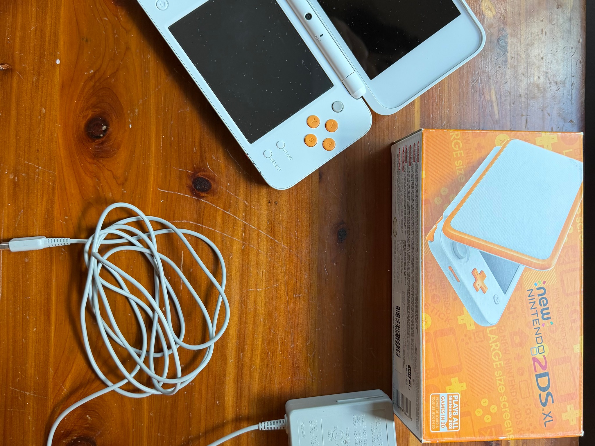 New 2DS XL Orange