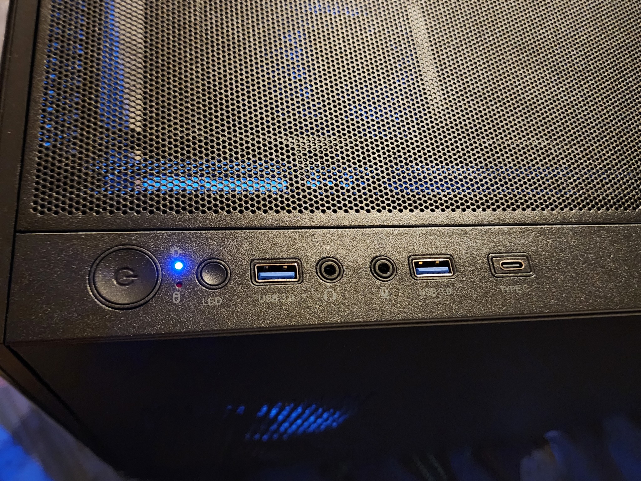 RTX 3080 / Ryzen 7 7700X - Custom Gaming PC