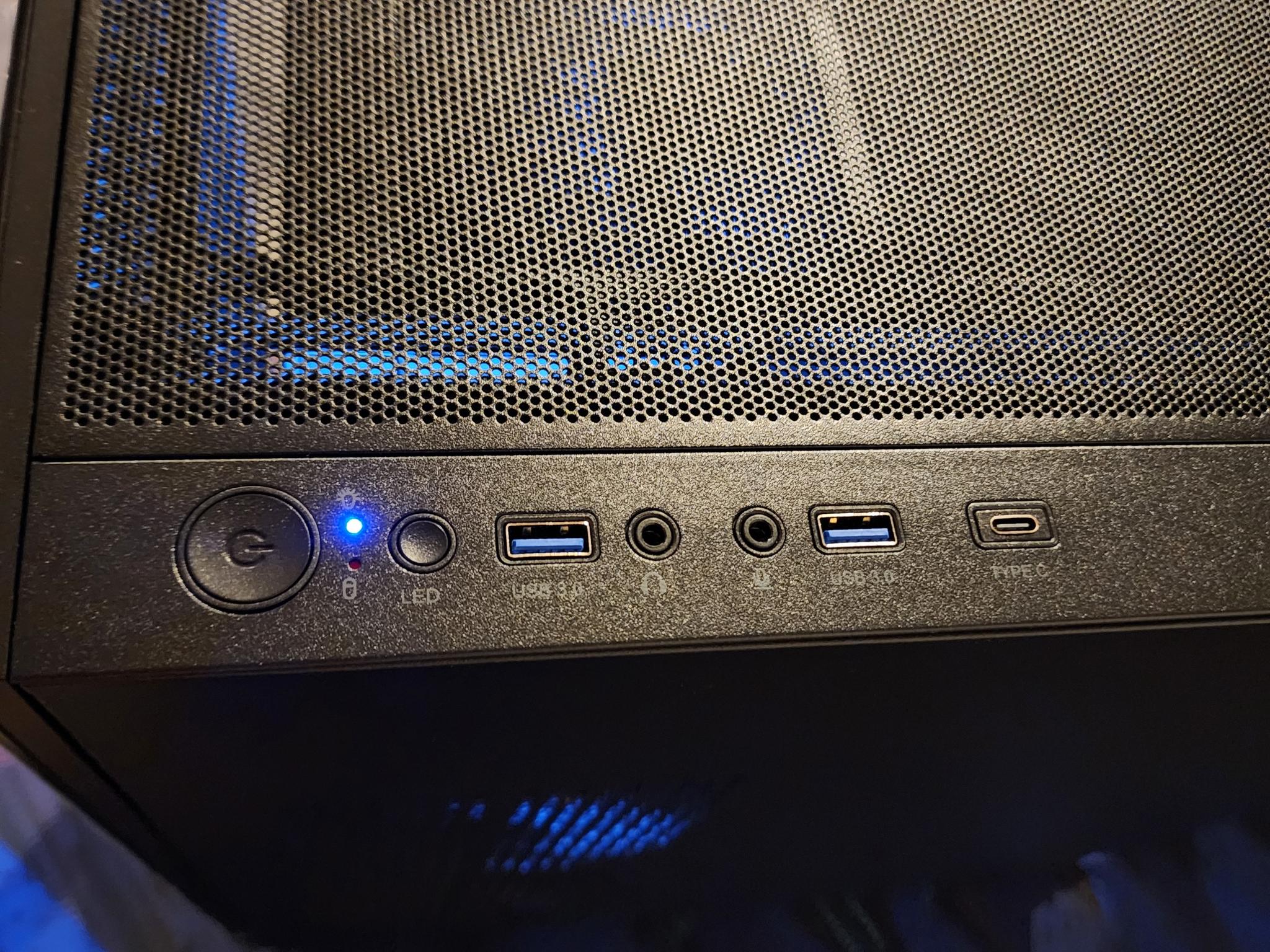 RTX 3080 / Ryzen 7 7700X - Custom Gaming PC