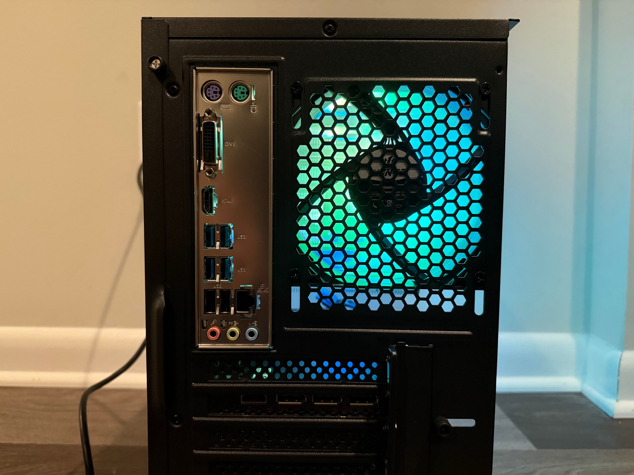3060 Ti, Ryzen 5 3600 Gaming PC 1080p Beast