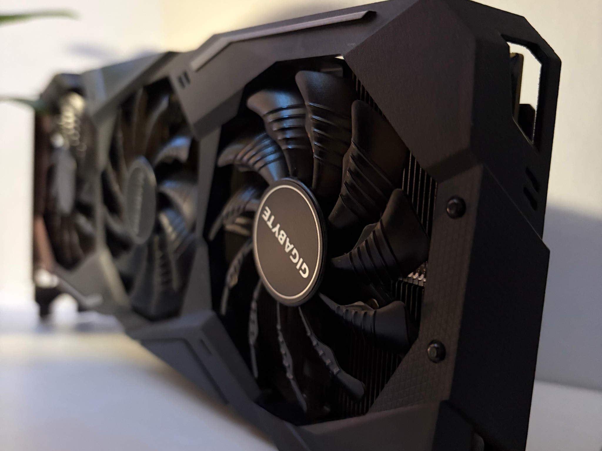 GIGABYTE GAMING 8G GeForce RTX 2070