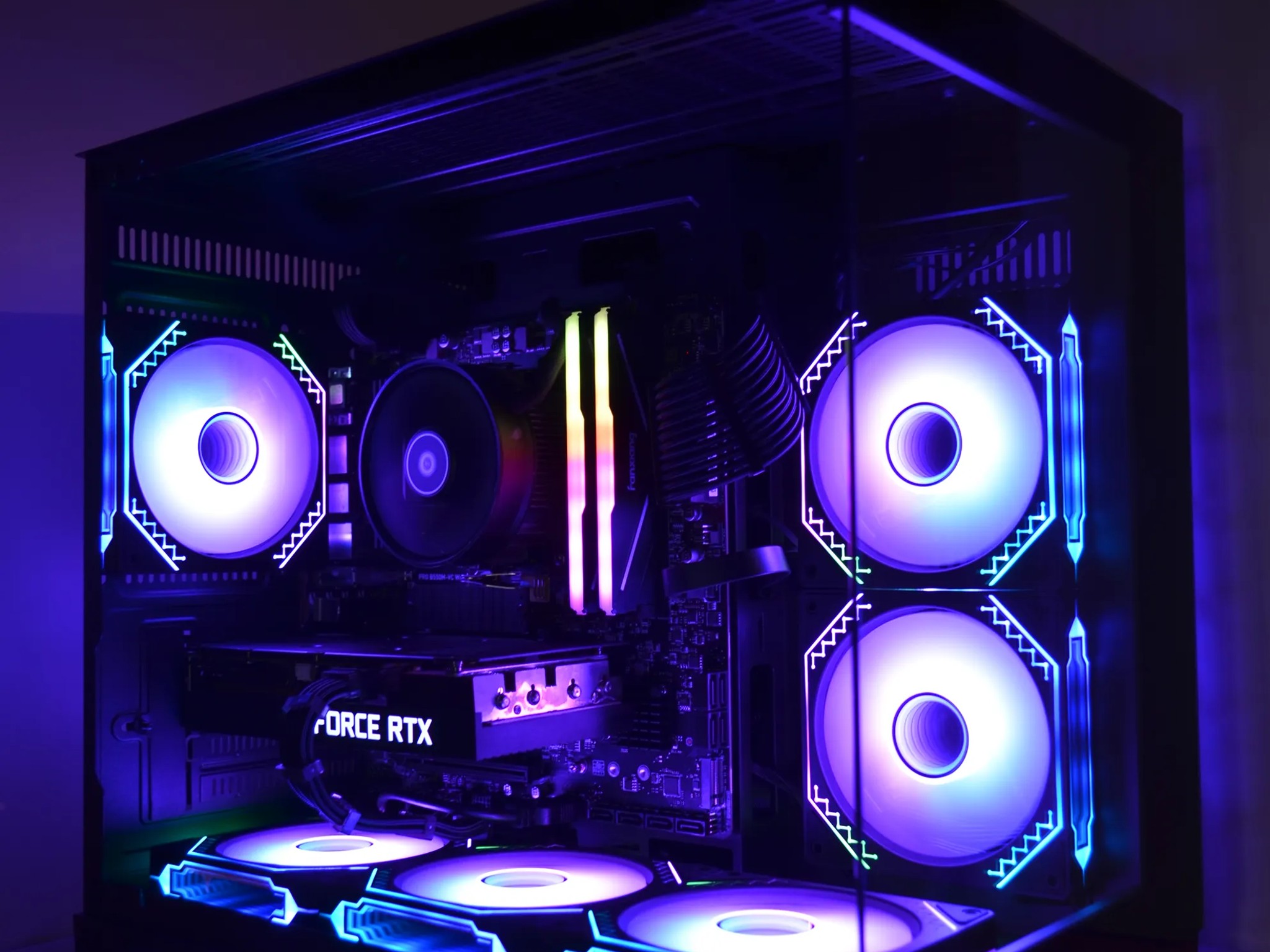 👾Dark knight⚔️ RTX 3060Ti - Ryzen 5 5500 - 1tb NVMe SSd - 16gb 3600Mhz RAM