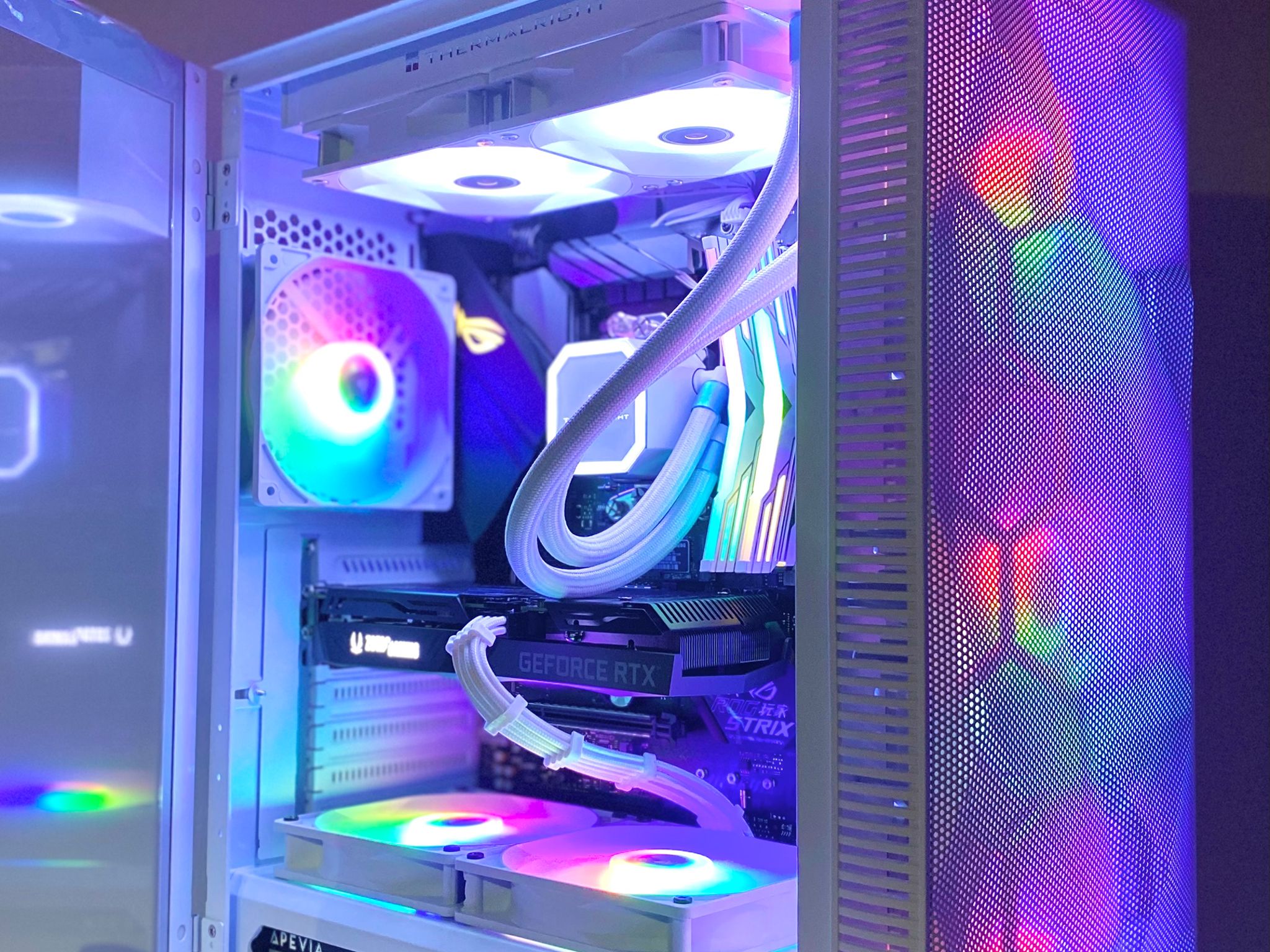 (Liquid Cooled) White⚪️Gaming PC| RTX 3060TI | Ryzen 5@4GHz| 16GB DDR4 RAM| 1TB NVMe SSD| Windows 11