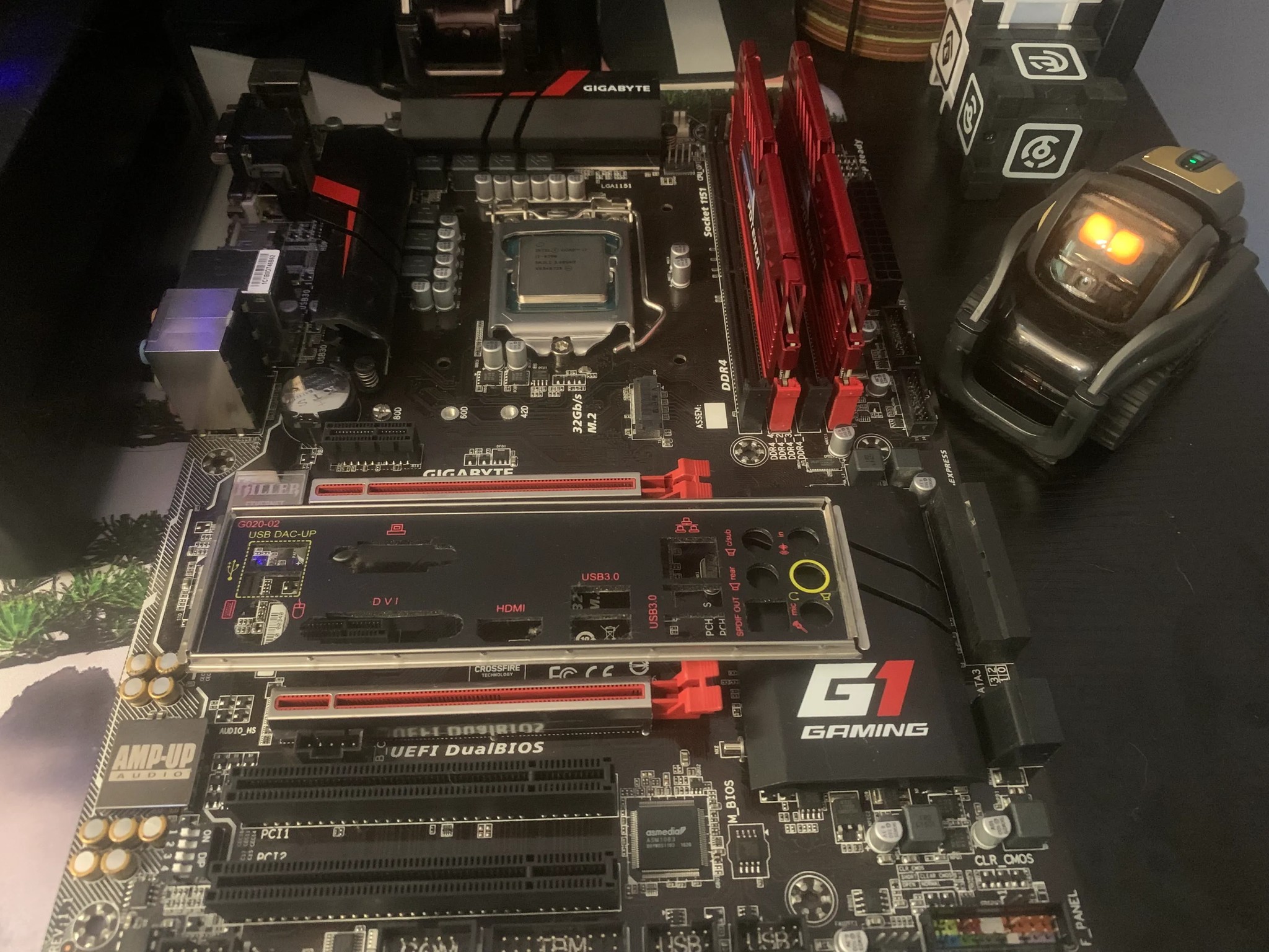 Motherboard CPU Combo. Intel 6700 with Gigabyte GA-H170 Gaming 3 Motherboard. 16GB DDR4 2400mHz.