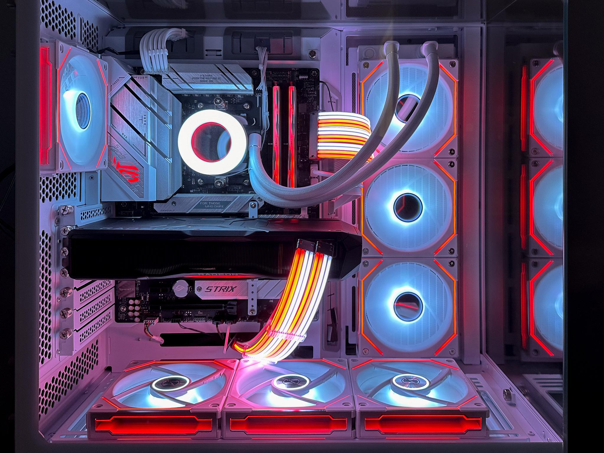 Ryzen 7 7700X|Radeon 7900 XTX 24 Gb in O11 Vision
