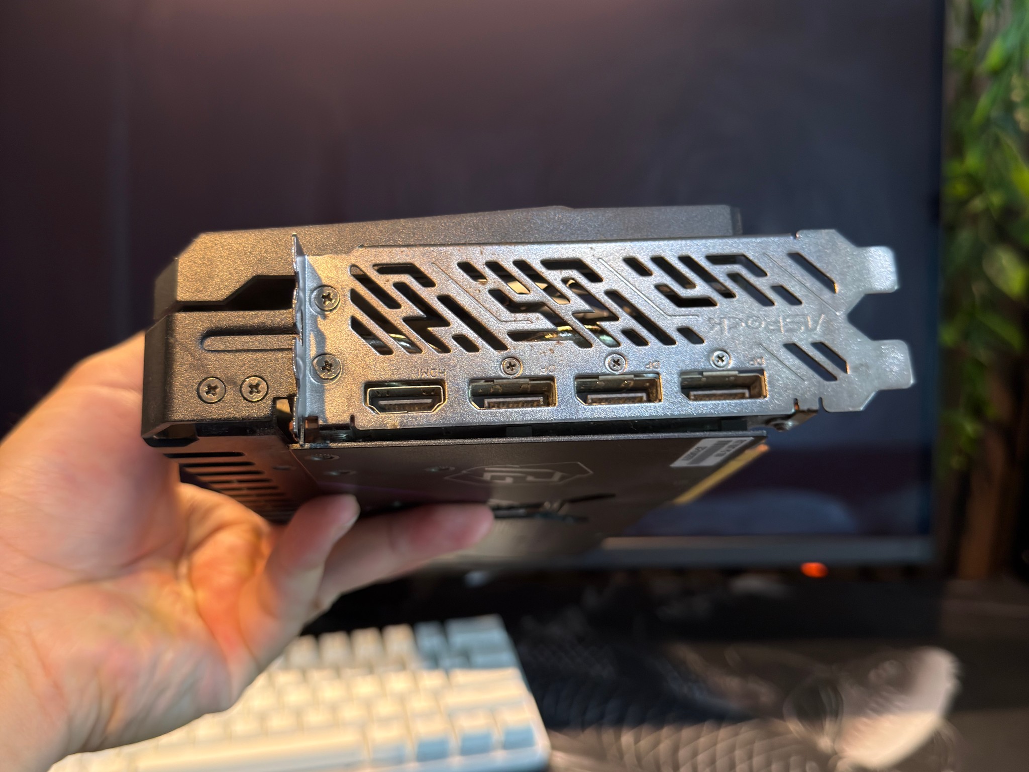 ASRock Phantom Gaming OC Radeon RX 7700 XT