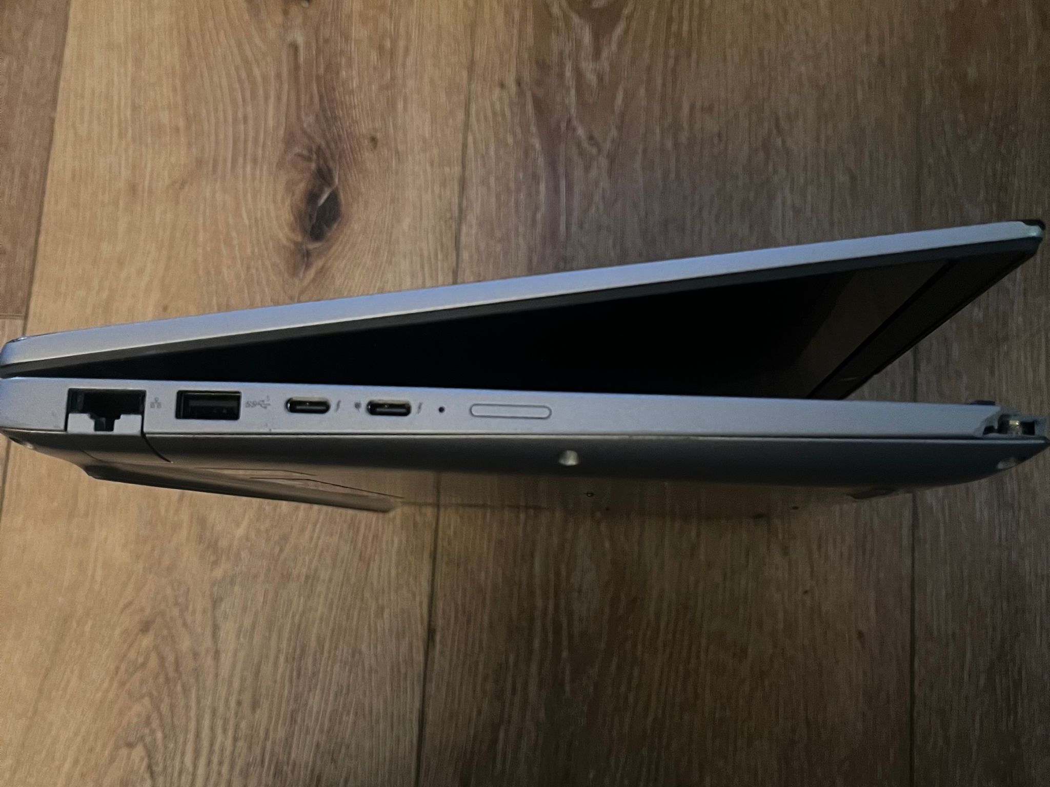 Dell Precision 3490 Core Ultra 7 165H 16GB/512GB