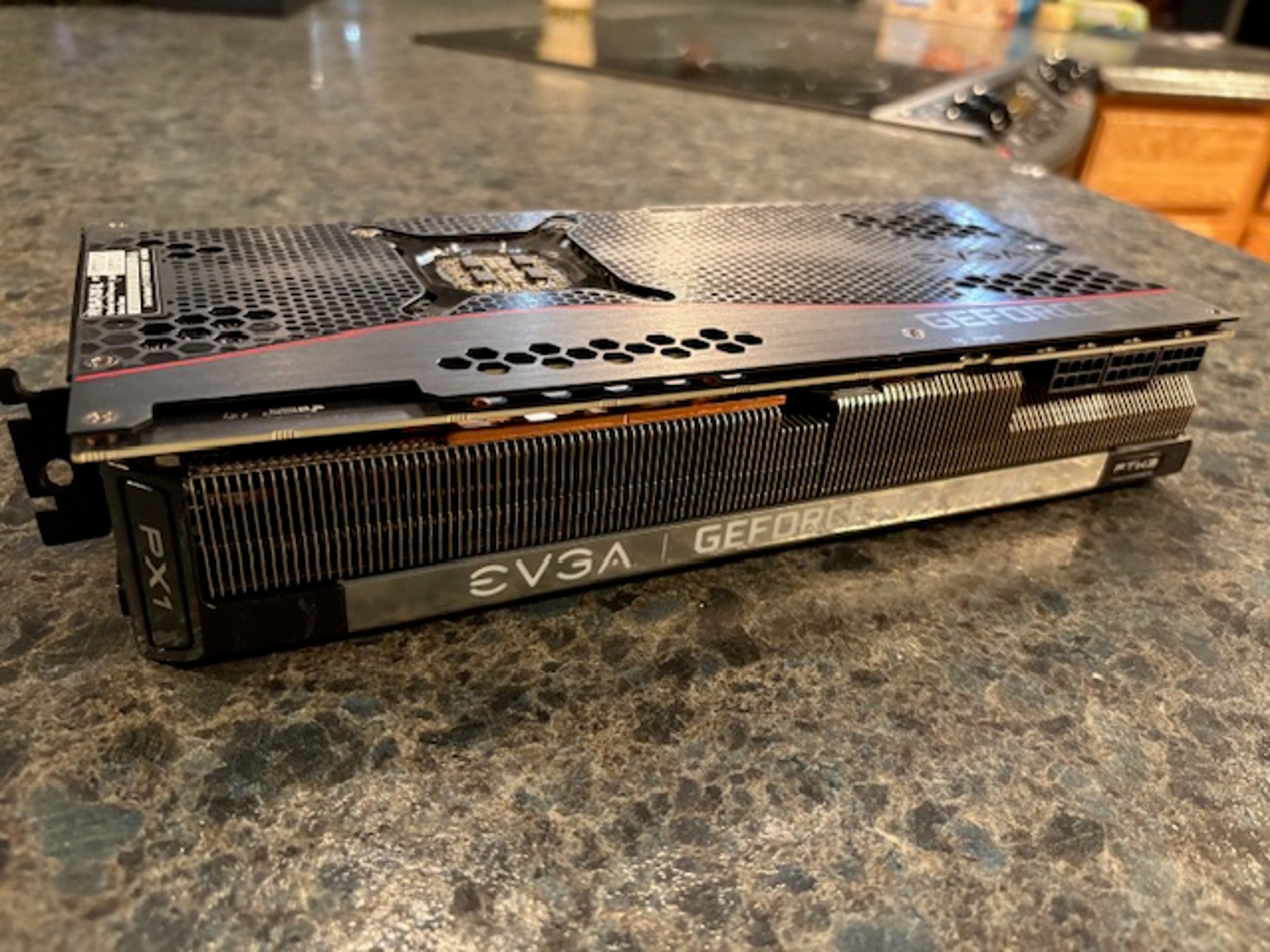 EVGA GeForce Nvidia RTX 3080 FTW3 ULTRA GAMING 10G-P5-3897-KL 10GB GDDR6X