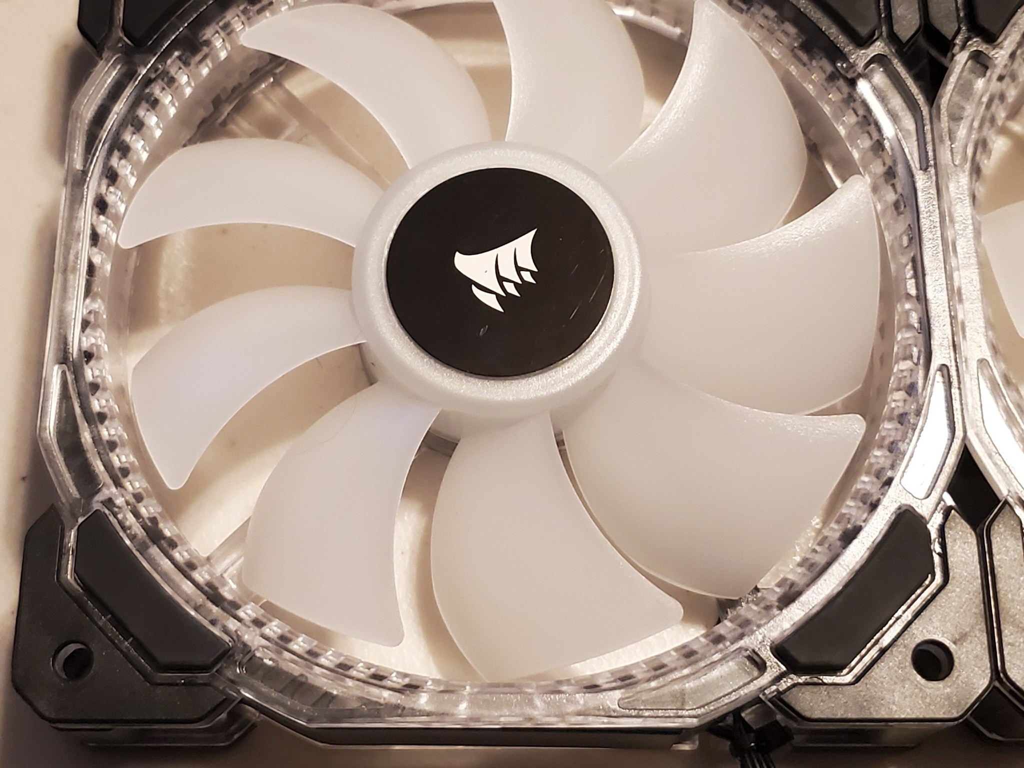 Corsair HD120 RGB LED High Performance 120mm 4pin PWM Fans (3-Pack with RGB Controller)
