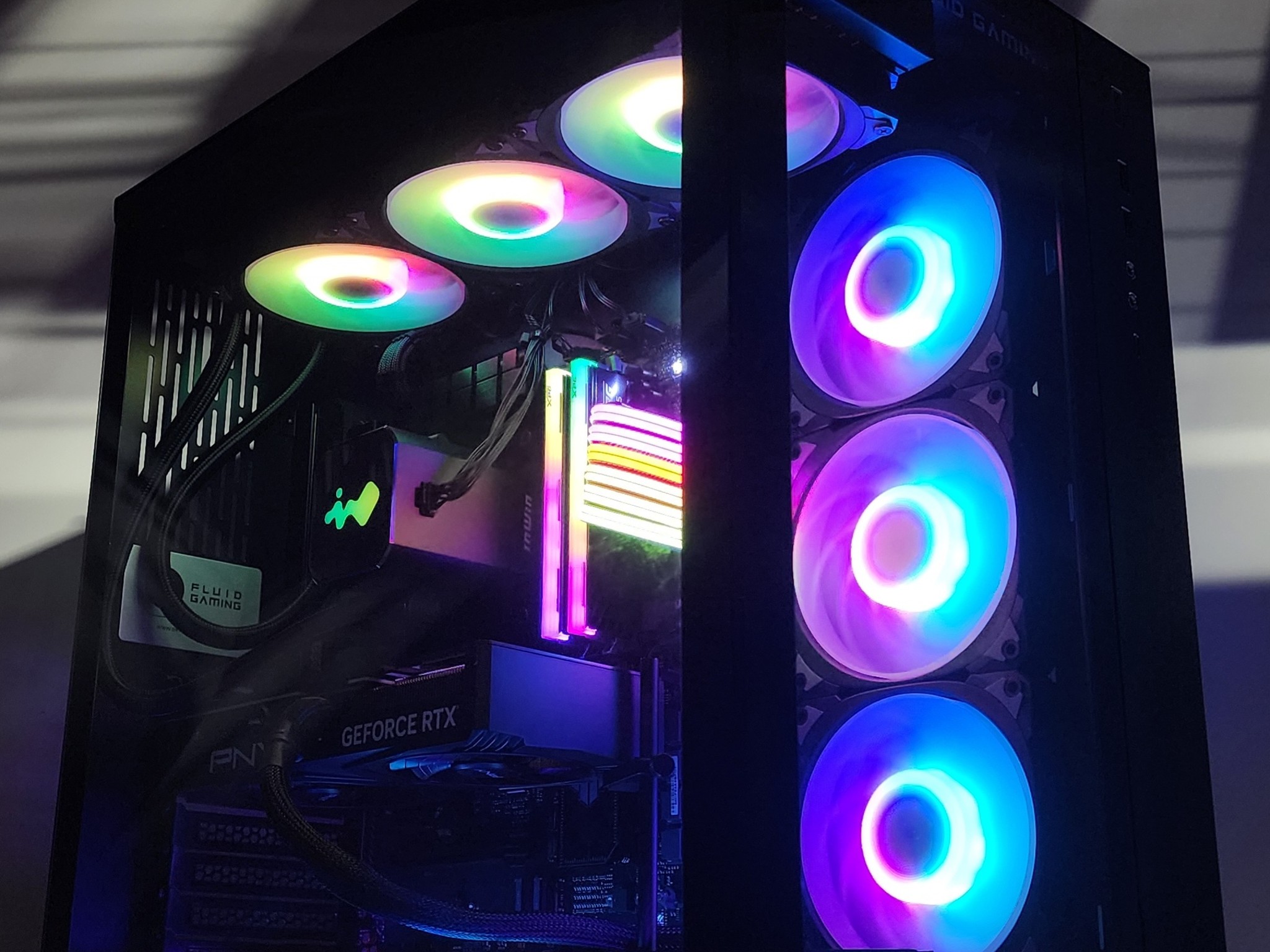 Gaming PC Ryzen 7 9700X 32GB RAM 2TB SSD RTX 4070 SUPER 12GB Windows 11 Computer