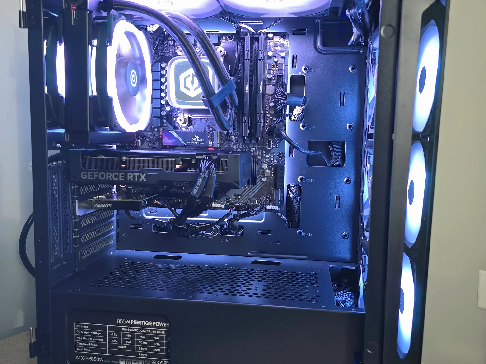 Ryzen 7 7700X, RTX 4060Ti 16GB, 32 GB DDR5-6000, 1TB SSD, 850W 80 plus ATX PSU, AIO CPU Cooled